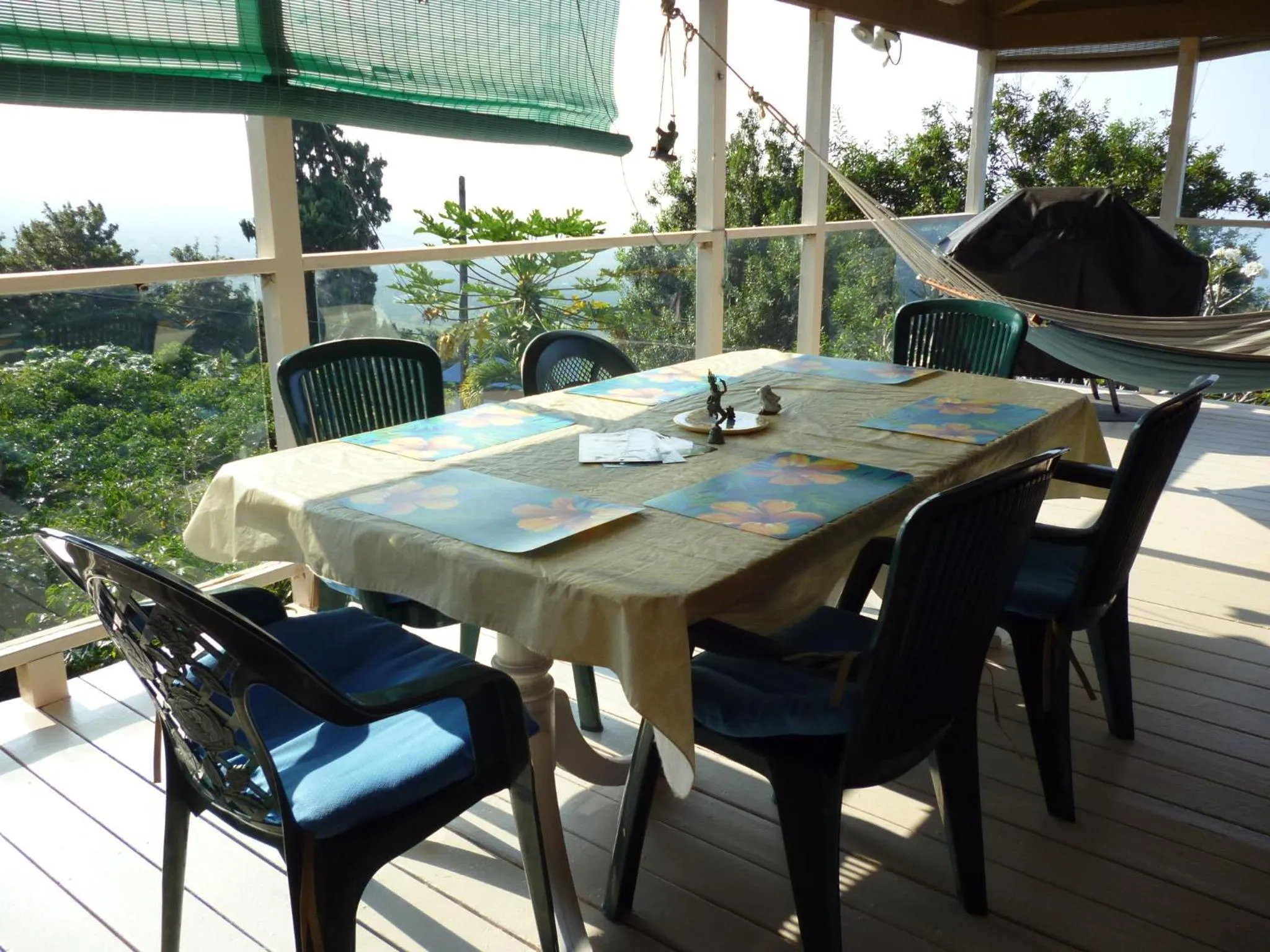 Balcony/Terrace in A Beautiful Edge of the World Bed & Breakfast