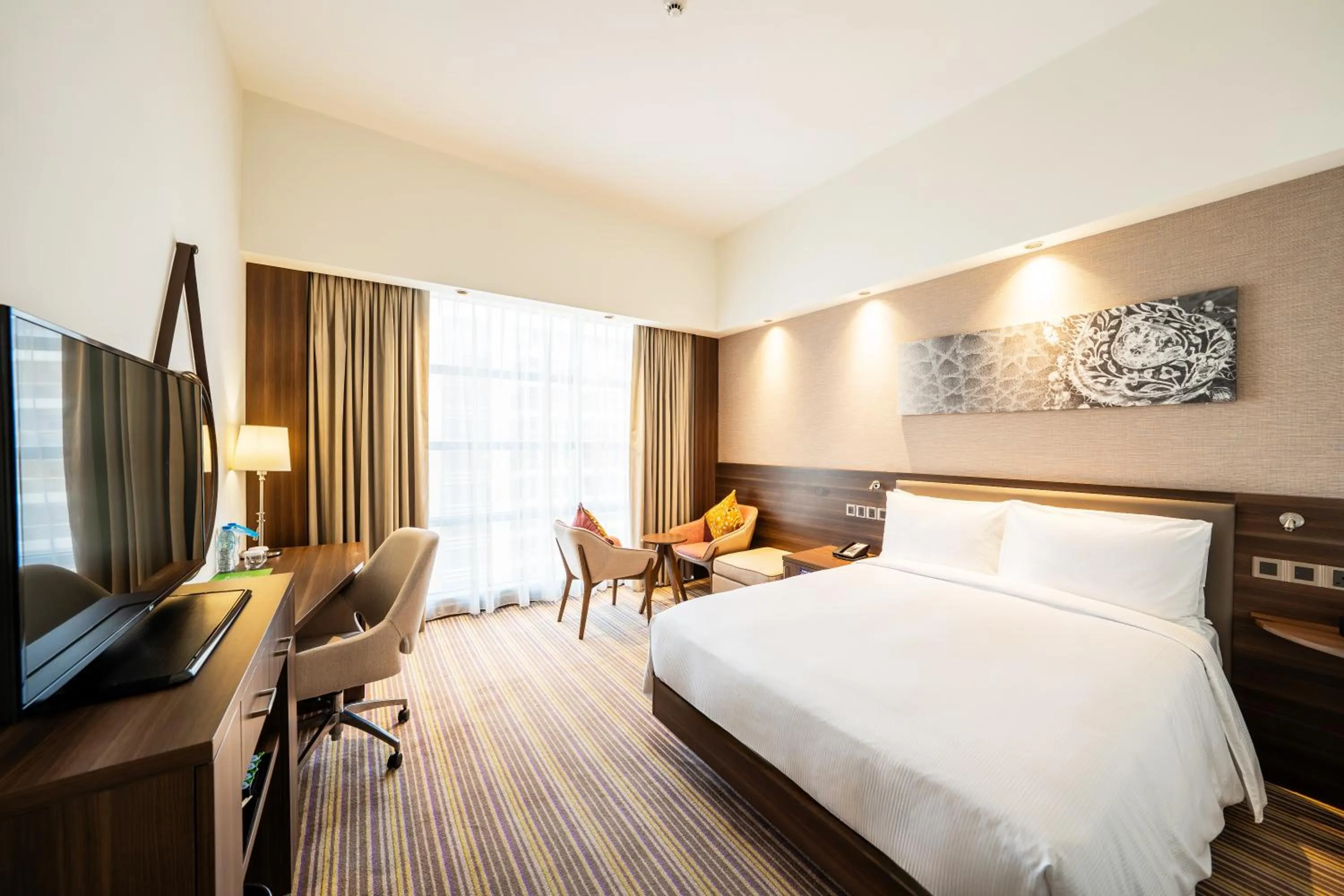 Bedroom, Bed in Hampton By Hilton Dubai Airport