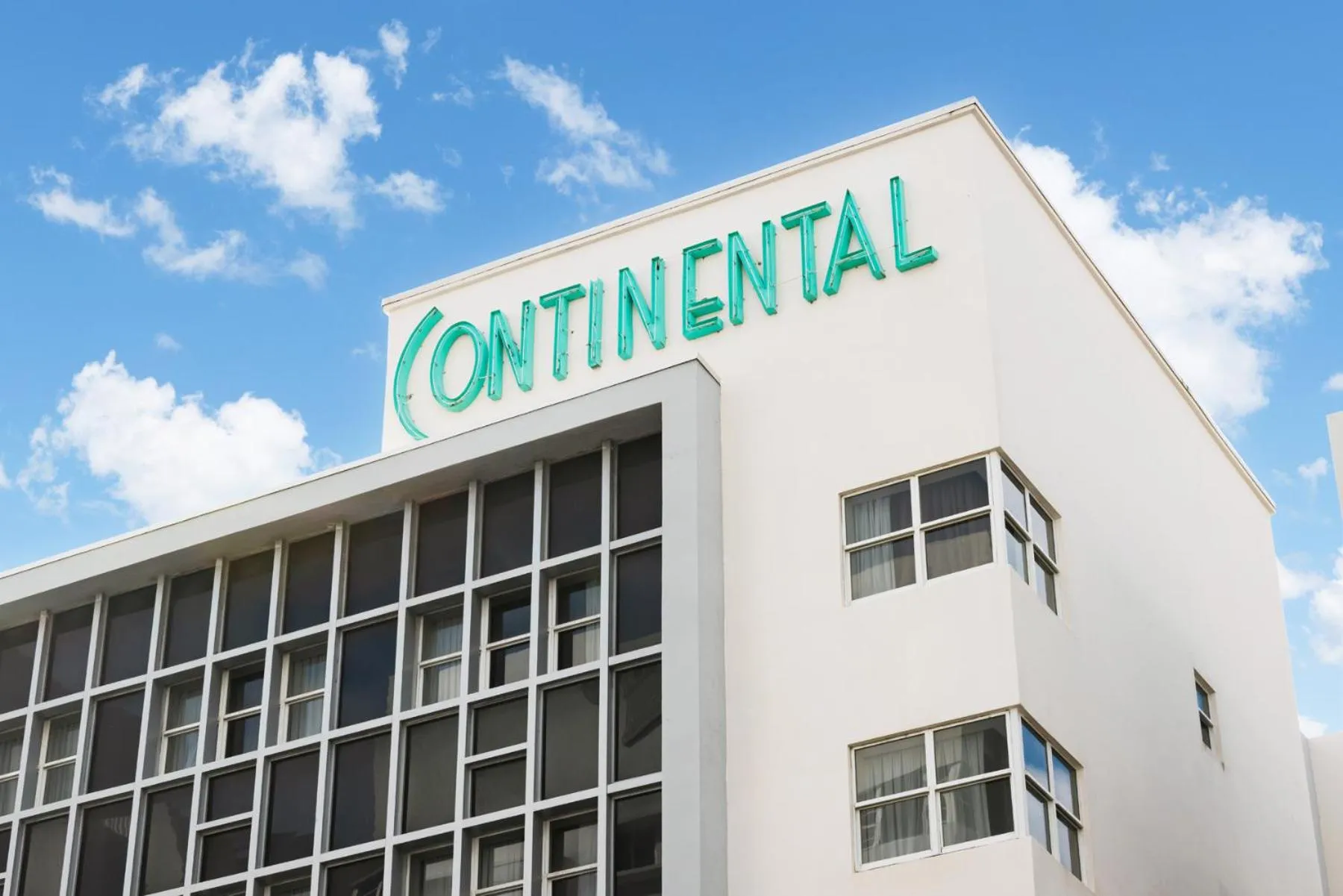 Property building in Hotel Continental Miami Beach, Tapestry Collection by Hilton