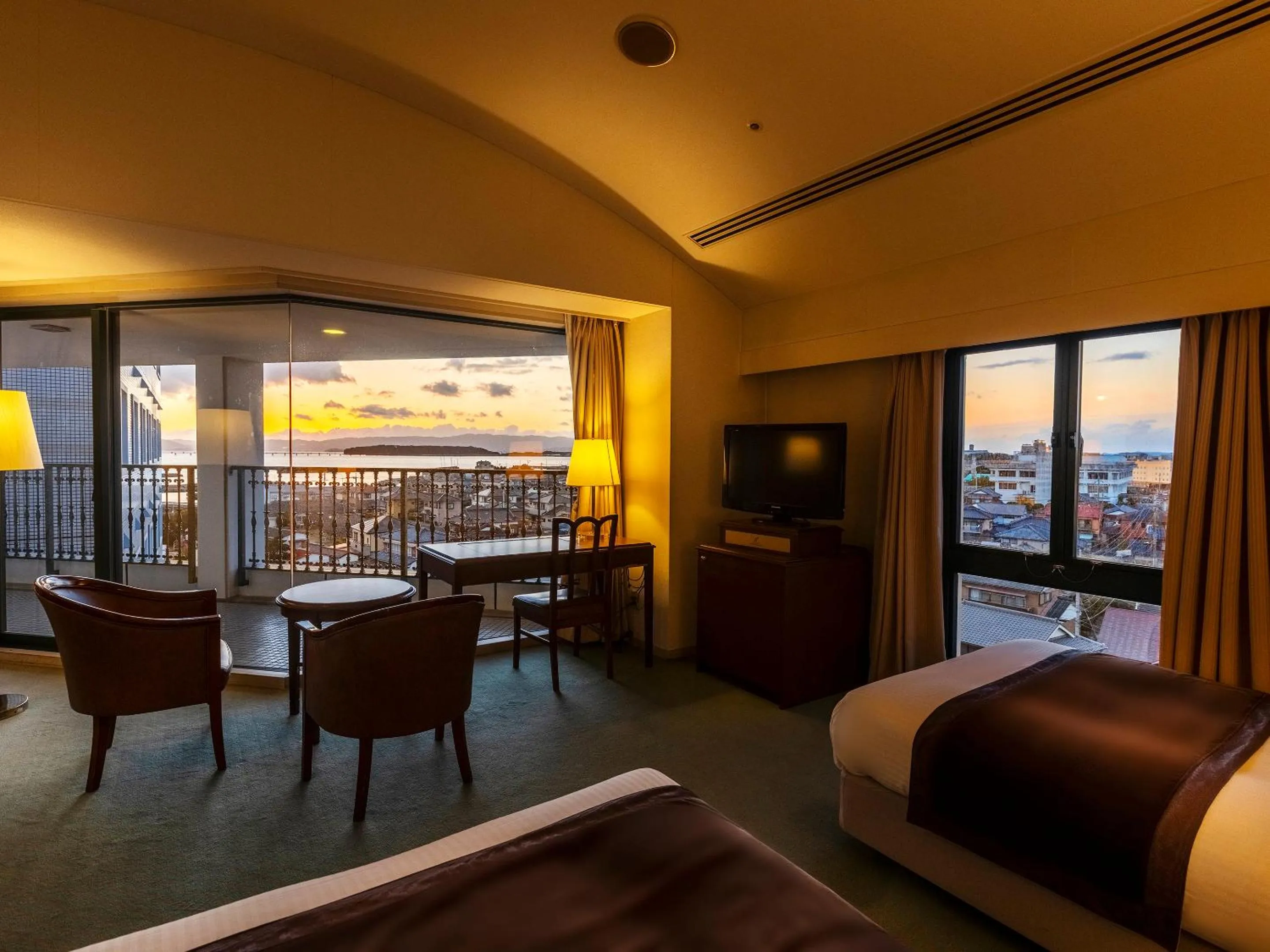 Photo of the whole room in Nagasaki International Hotel