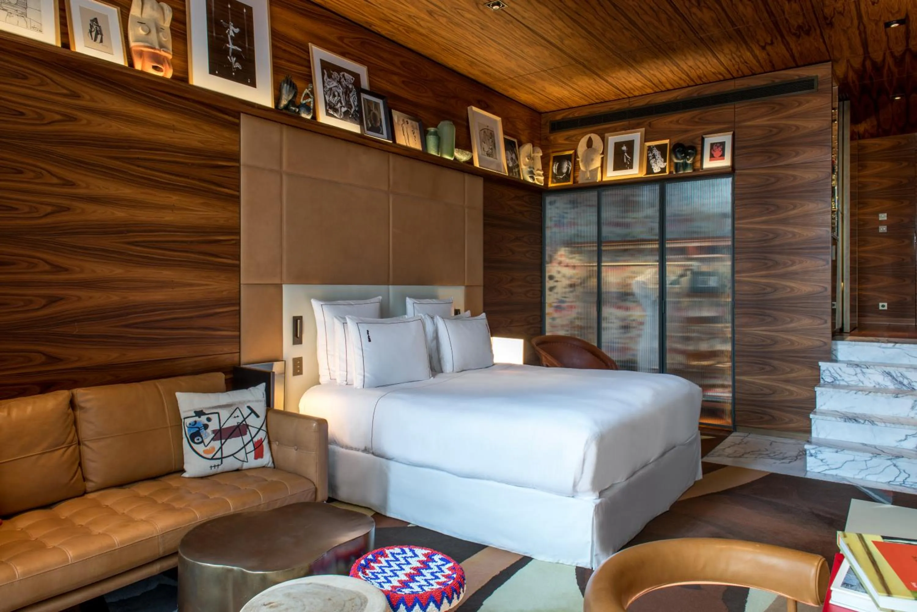 Bed in Brach Paris - Evok Collection