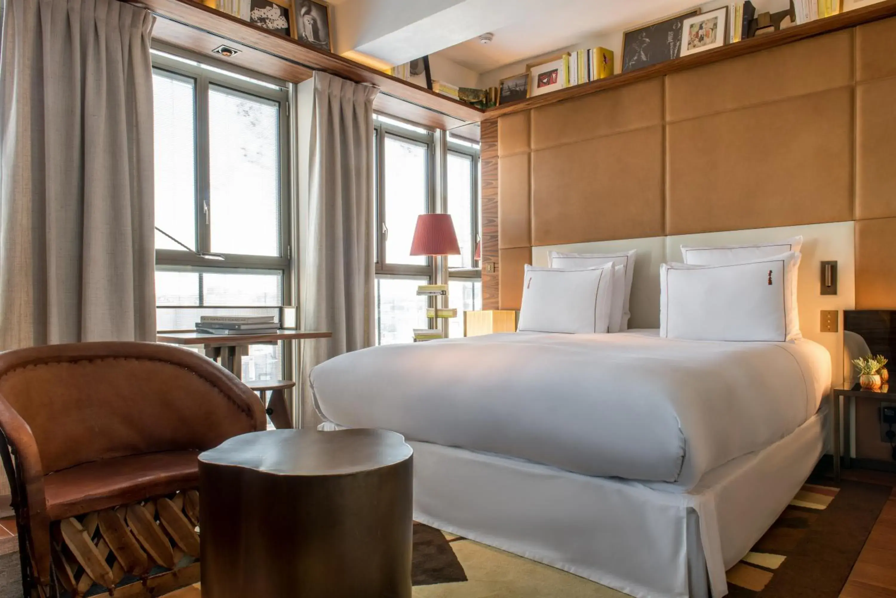 Classic Room in Brach Paris - Evok Collection Classic Room in Brach Paris - Evok Collection