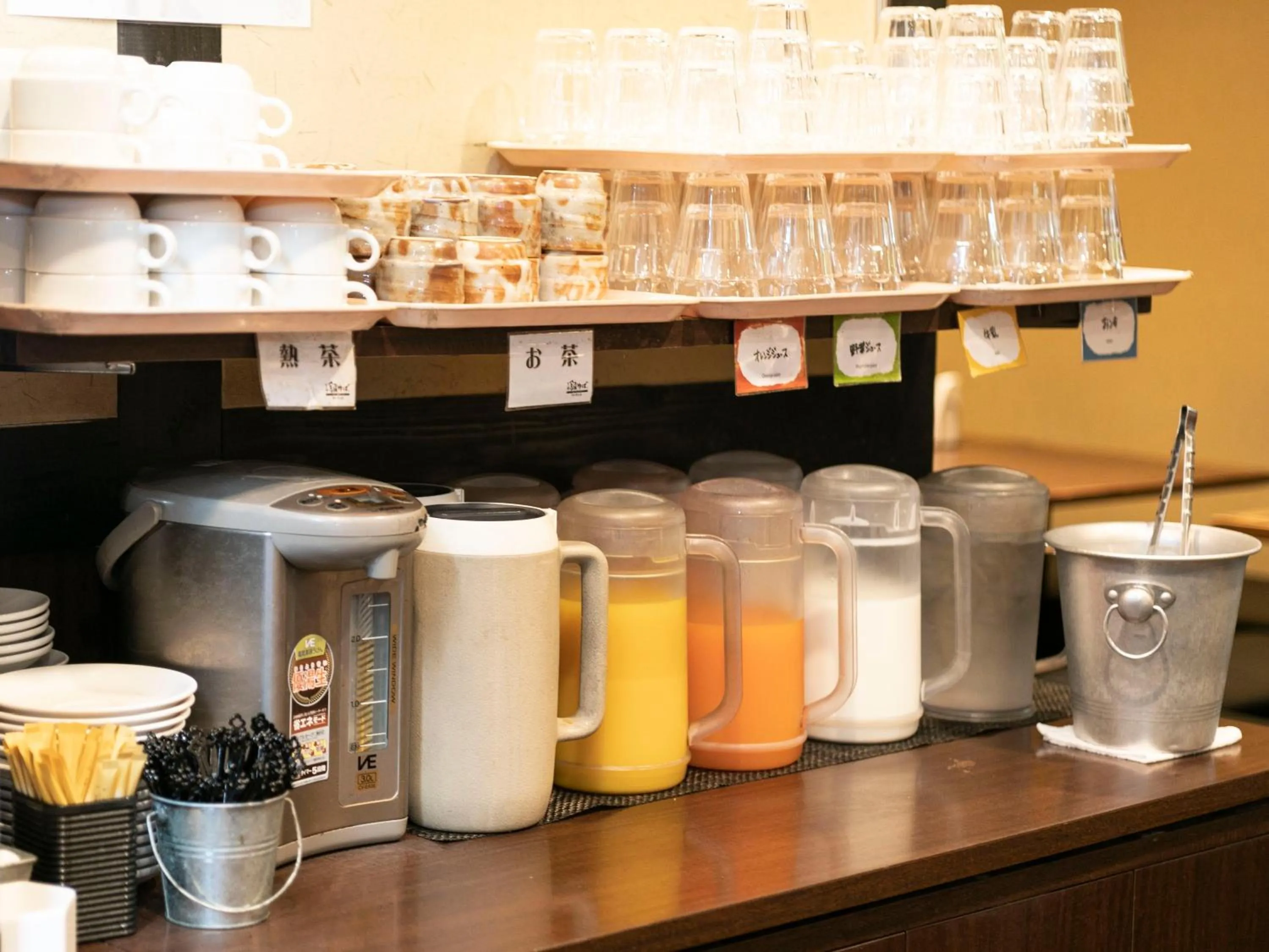 Food and drinks in APA Hotel Osaka Tanimachi 4chome Ekimae