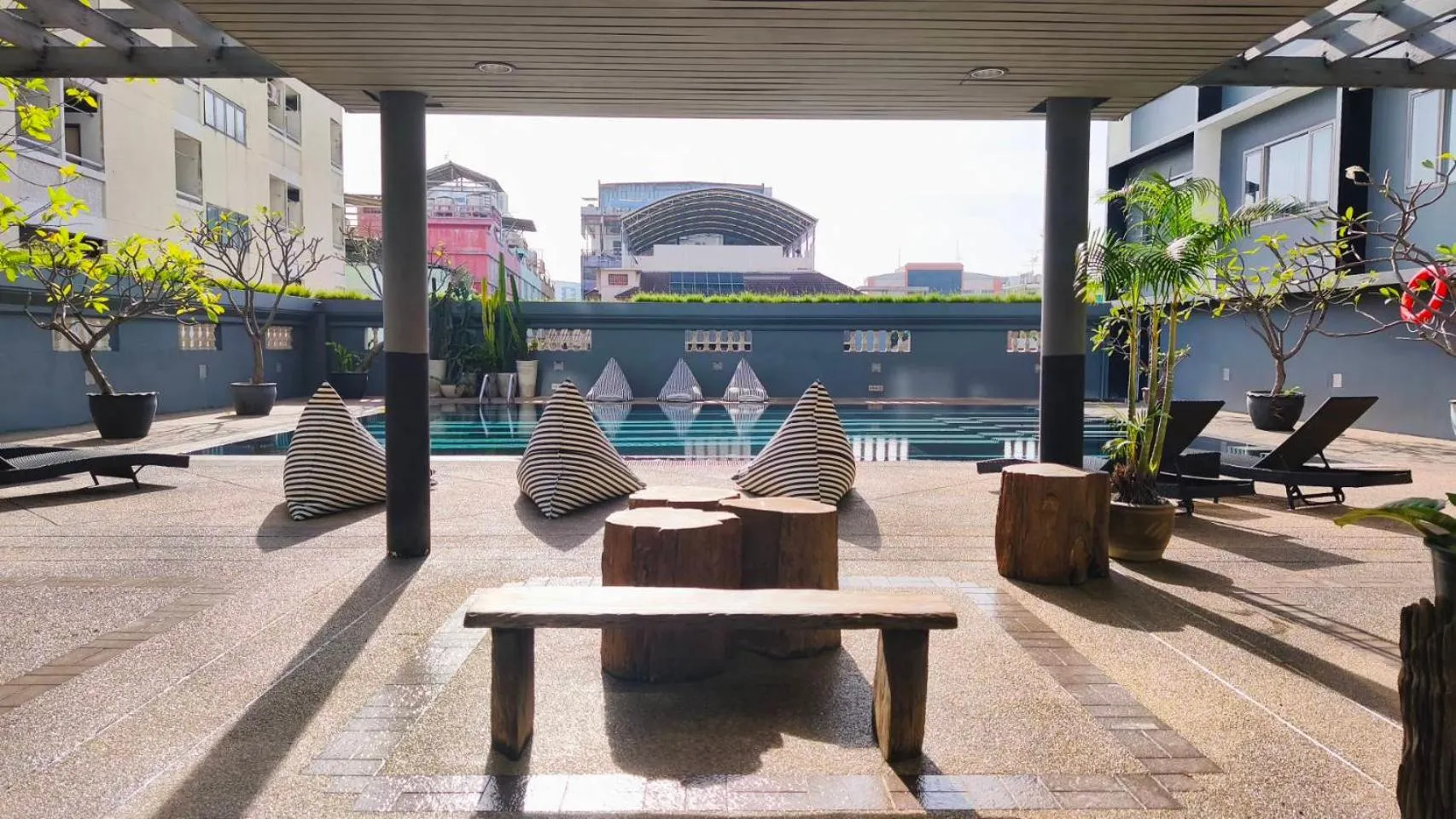 Swimming pool in Witz Bangkok Ramkhamhaeng