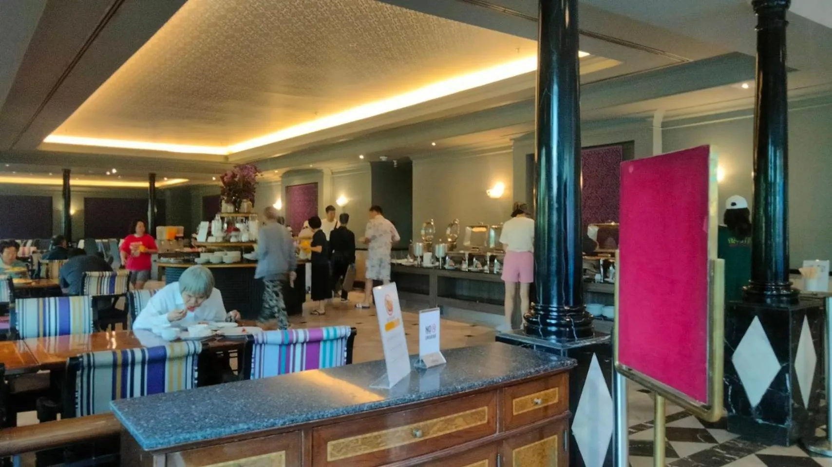 Restaurant/places to eat in Witz Bangkok Ramkhamhaeng