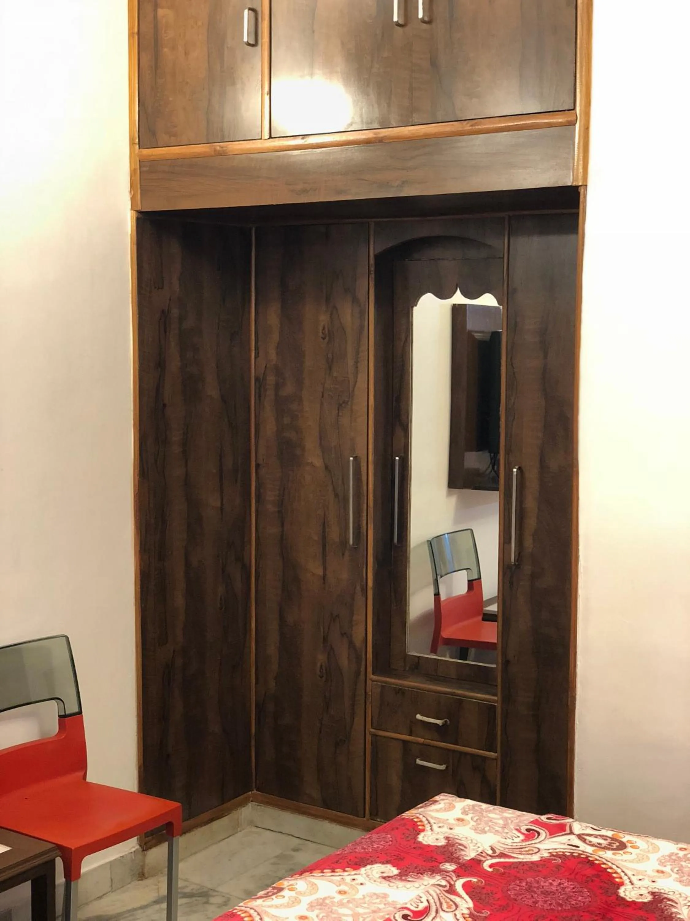 Sailors Home - C6, Vasant Kunj