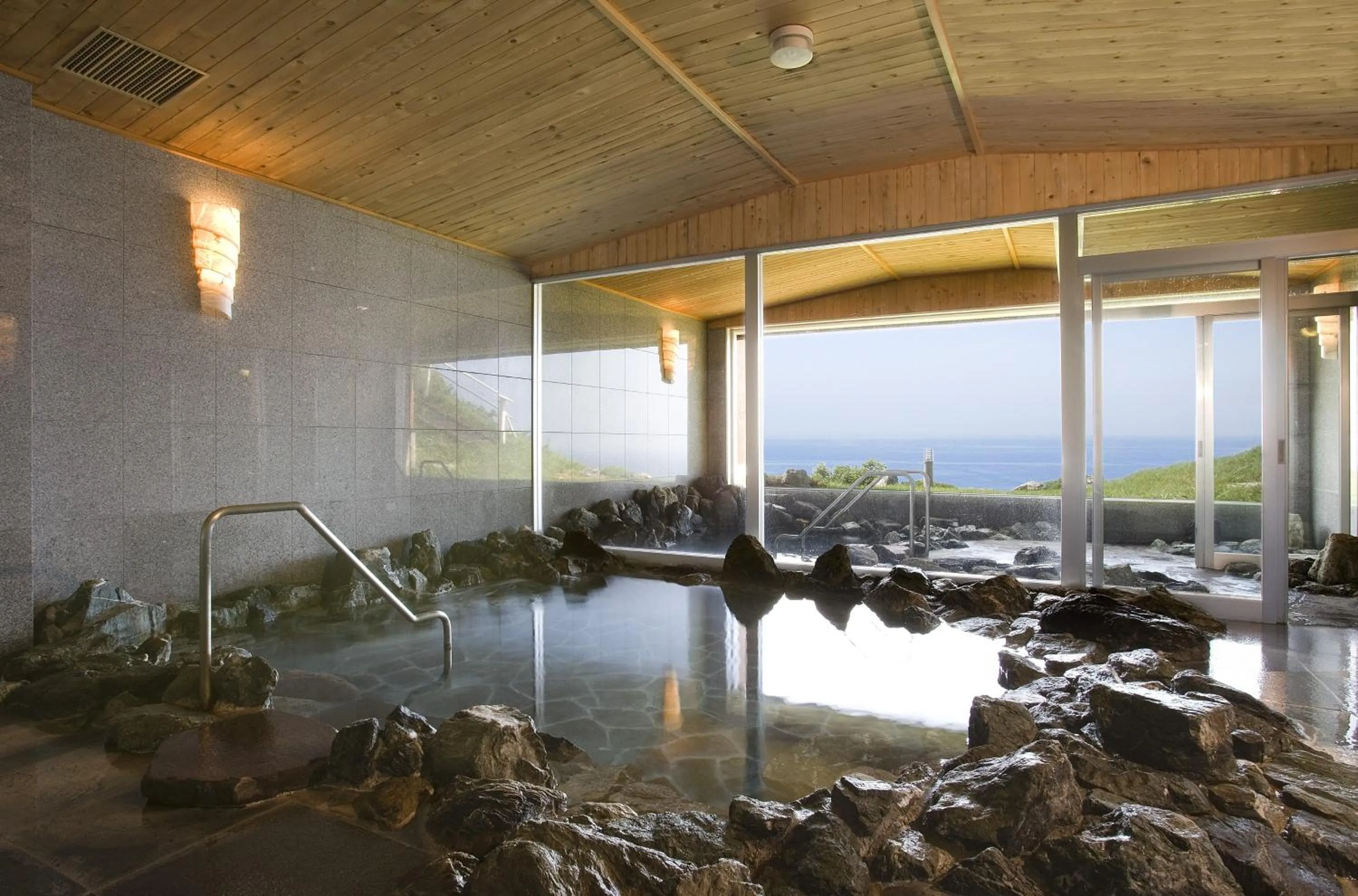 Day in Hotel Neu Schloss Otaru