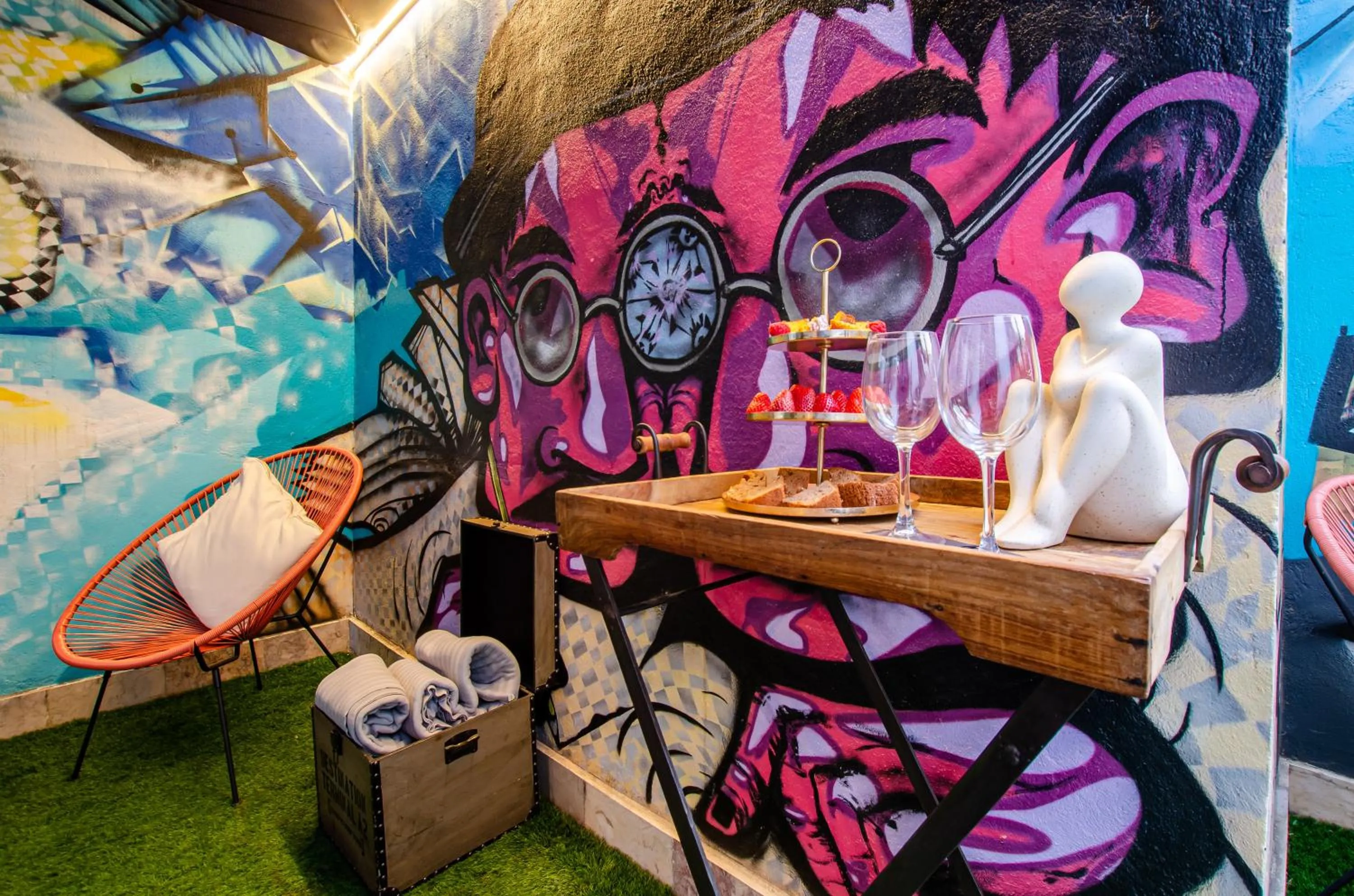 Patio in LX51 Studios & Suites by APT IIN - Lisbon Center