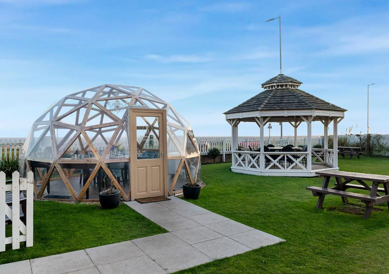 Restaurant/places to eat in Kingscliff Hotel Holland on Sea