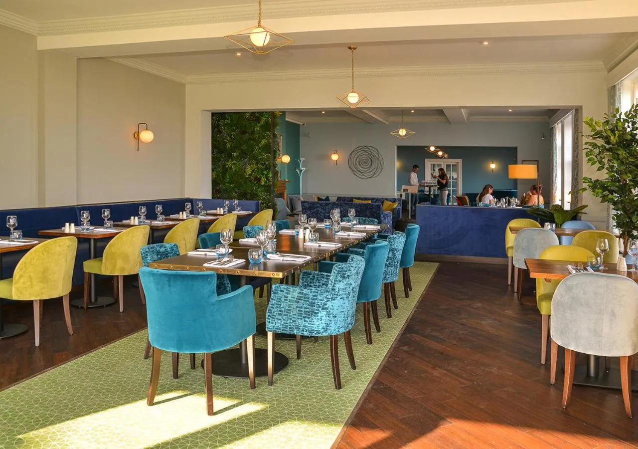 Restaurant/places to eat in Kingscliff Hotel Holland on Sea