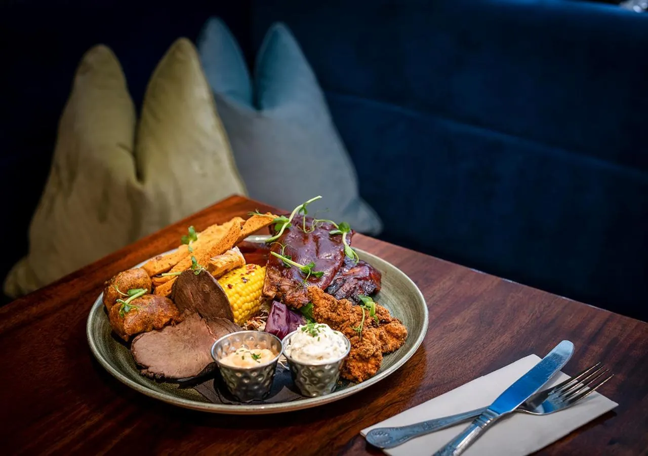 Food and drinks in Kingscliff Hotel Holland on Sea