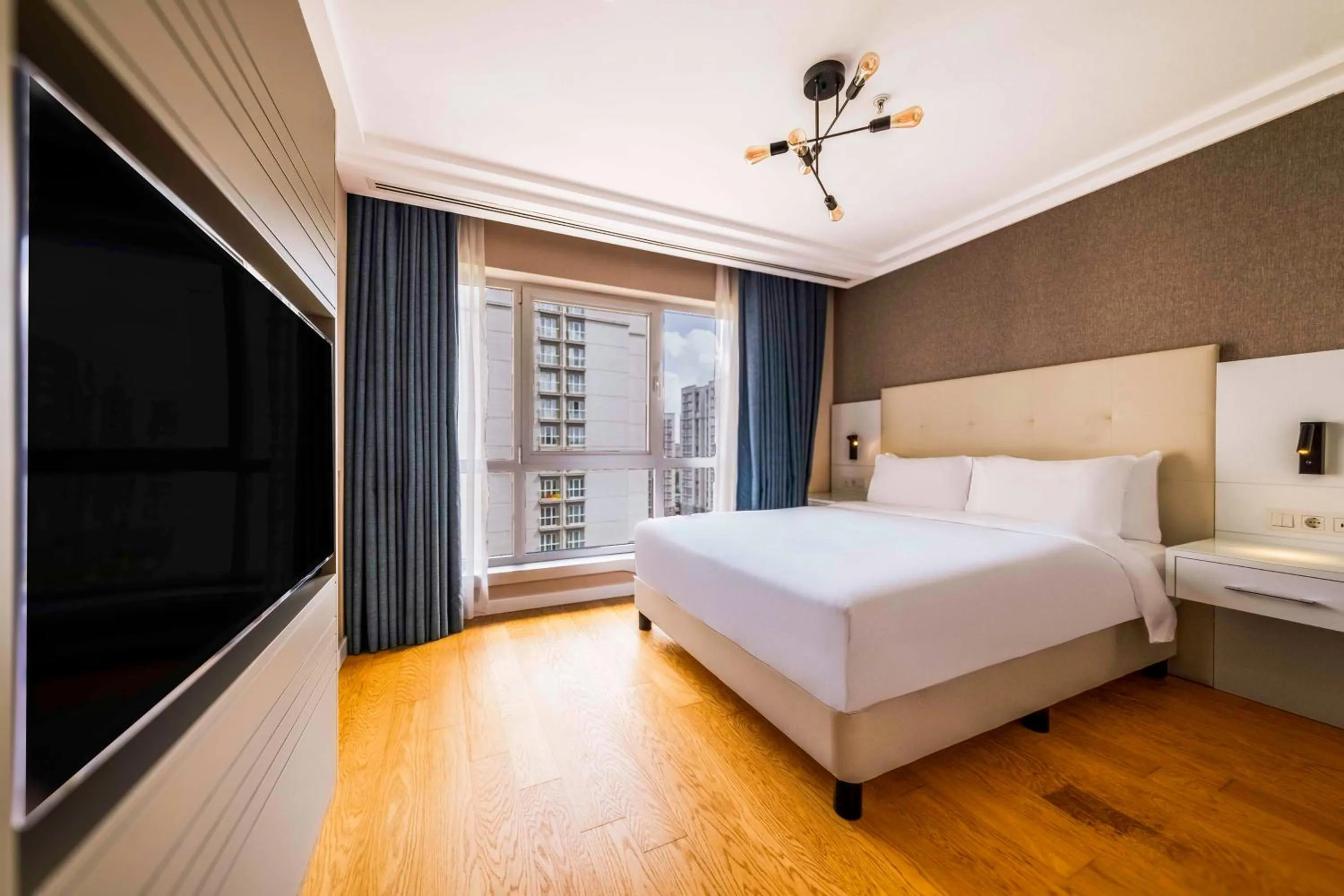 Bed in Radisson Residences Avrupa TEM Istanbul