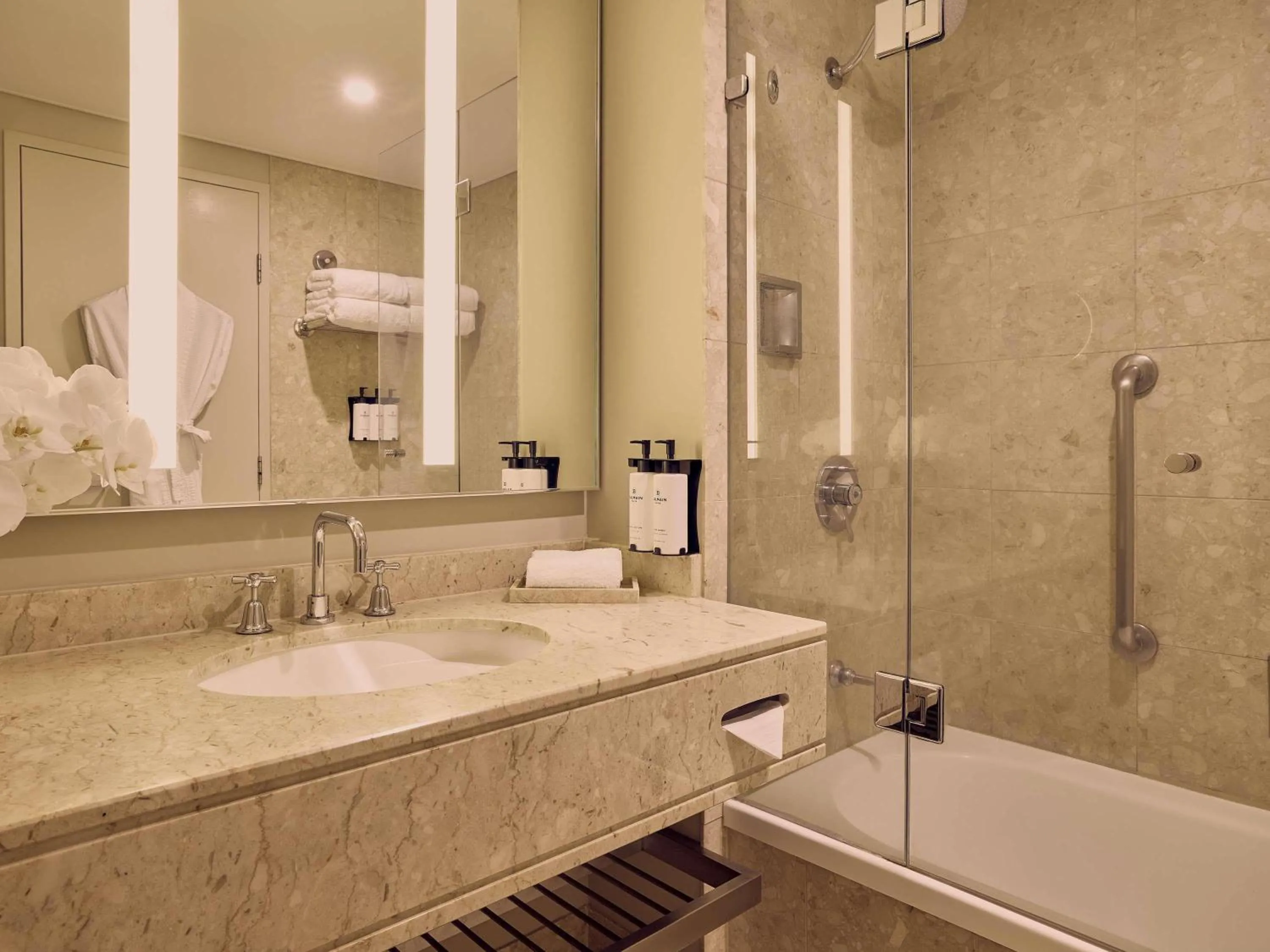 Bedroom in Sofitel Brisbane Central