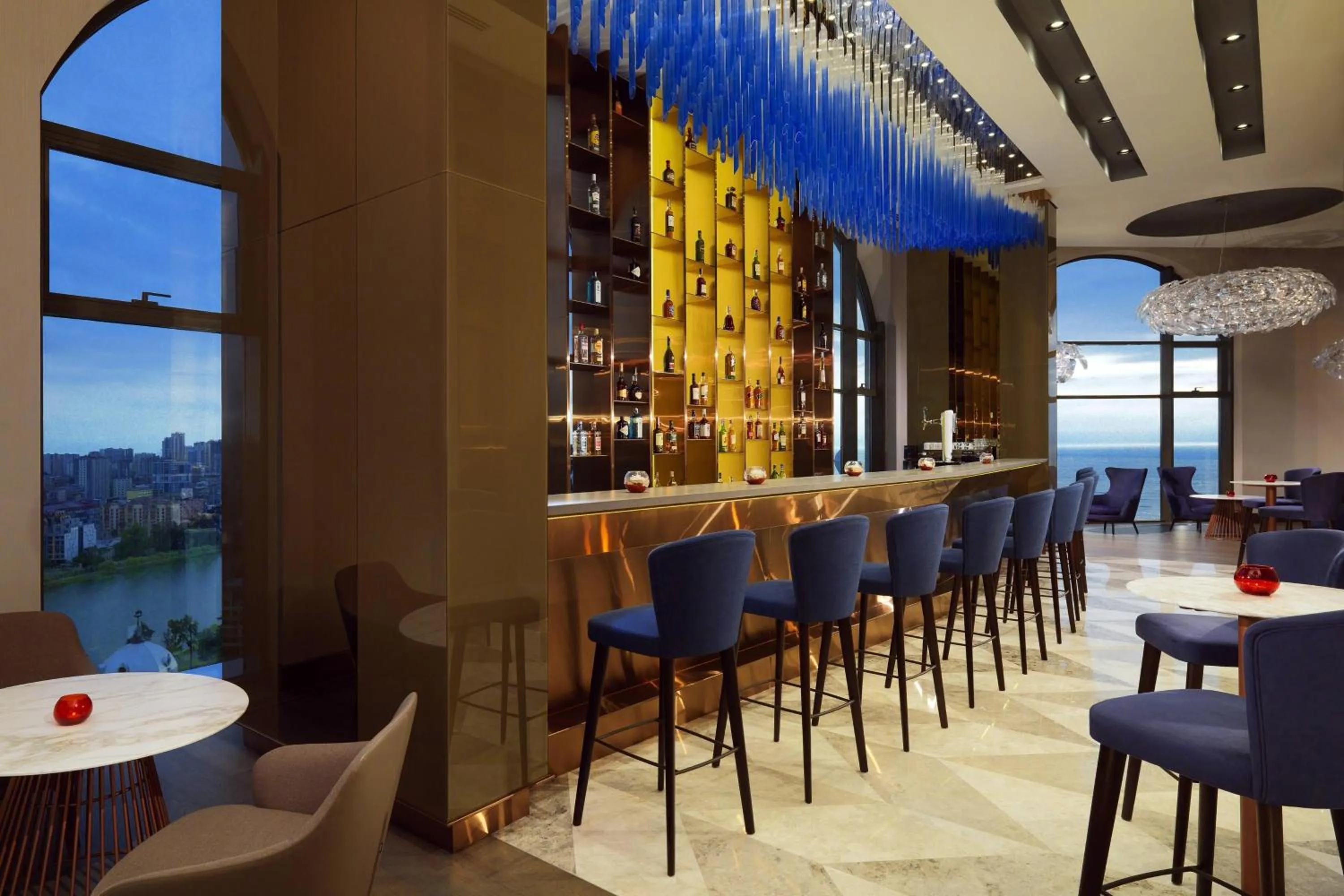 Lounge or bar in Sheraton Batumi Hotel