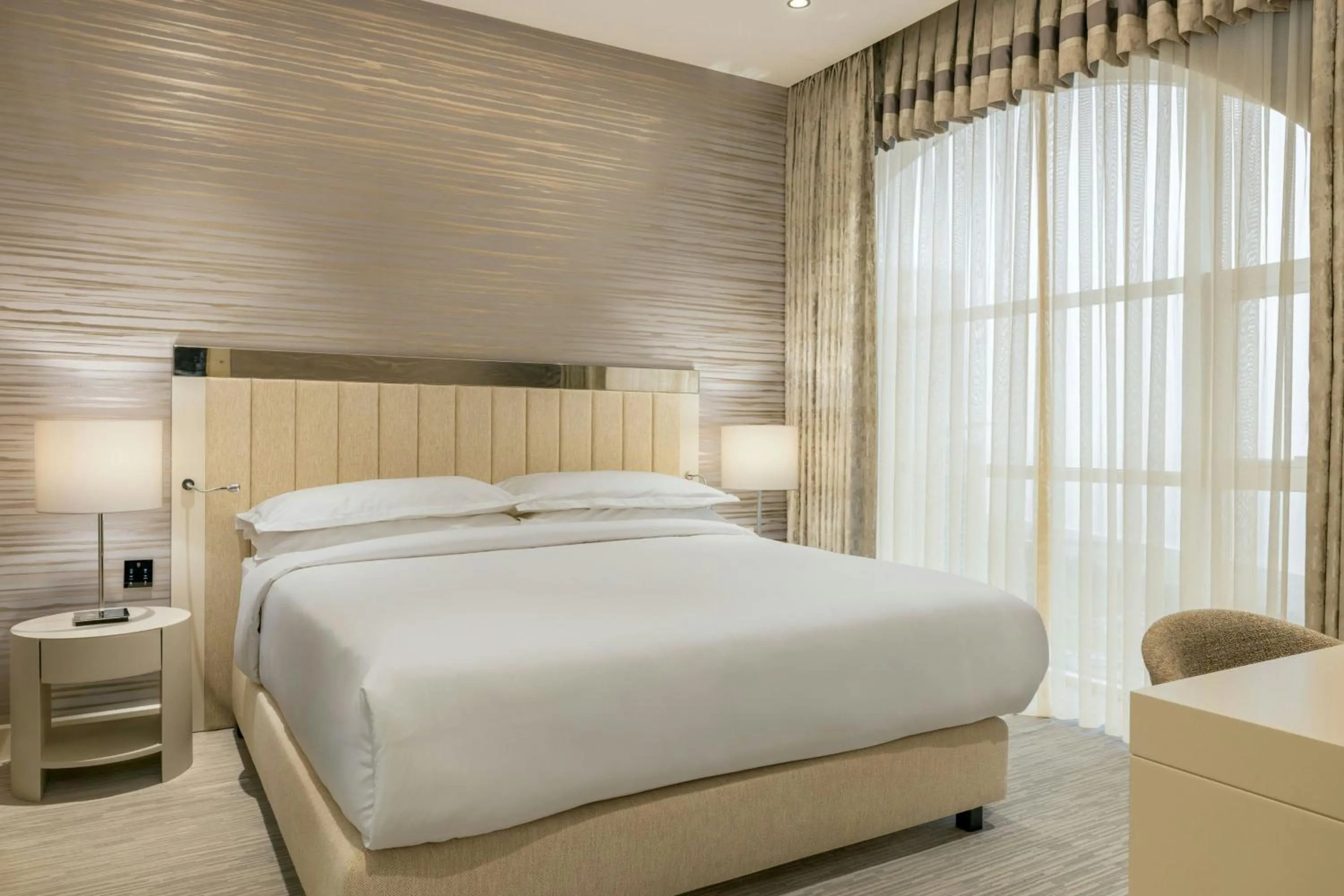 Bedroom, Bed in Sheraton Batumi Hotel