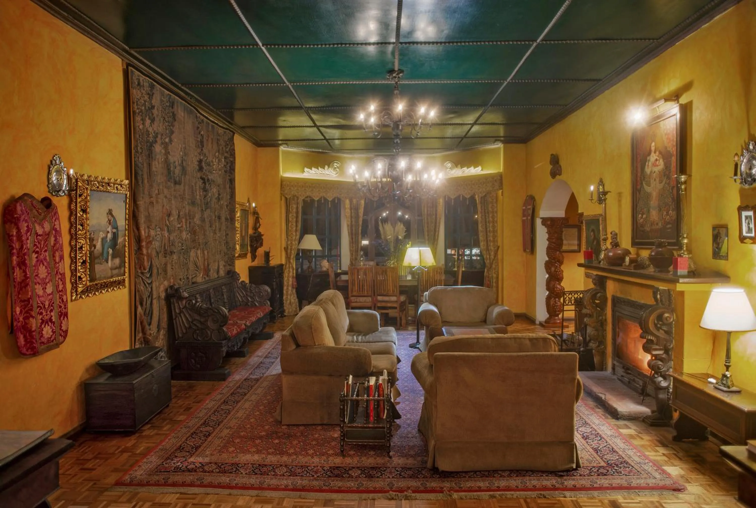Living room in Hacienda Cusin