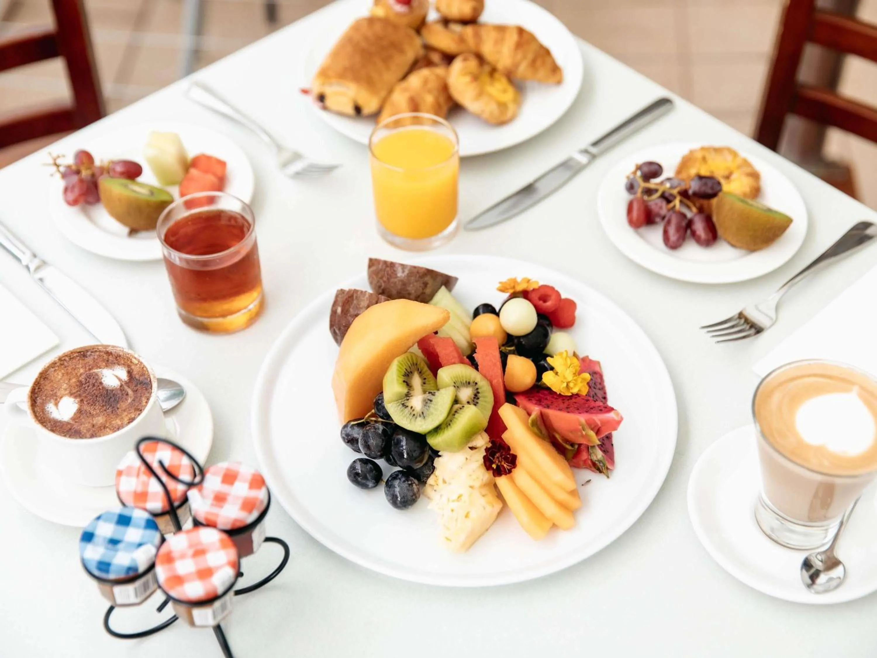 Restaurant/places to eat in Sofitel Gold Coast Broadbeach