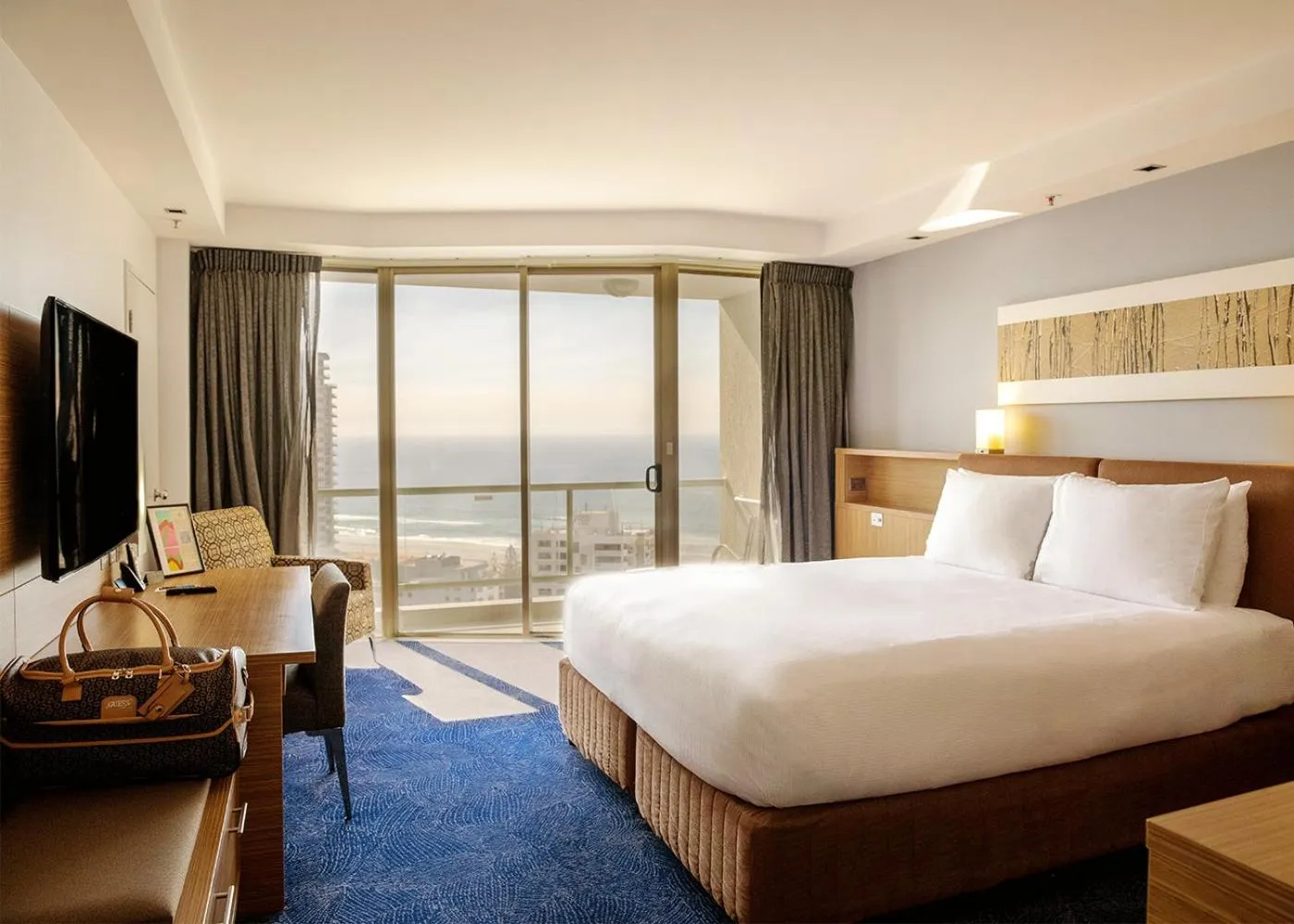 Bed in Sofitel Gold Coast Broadbeach