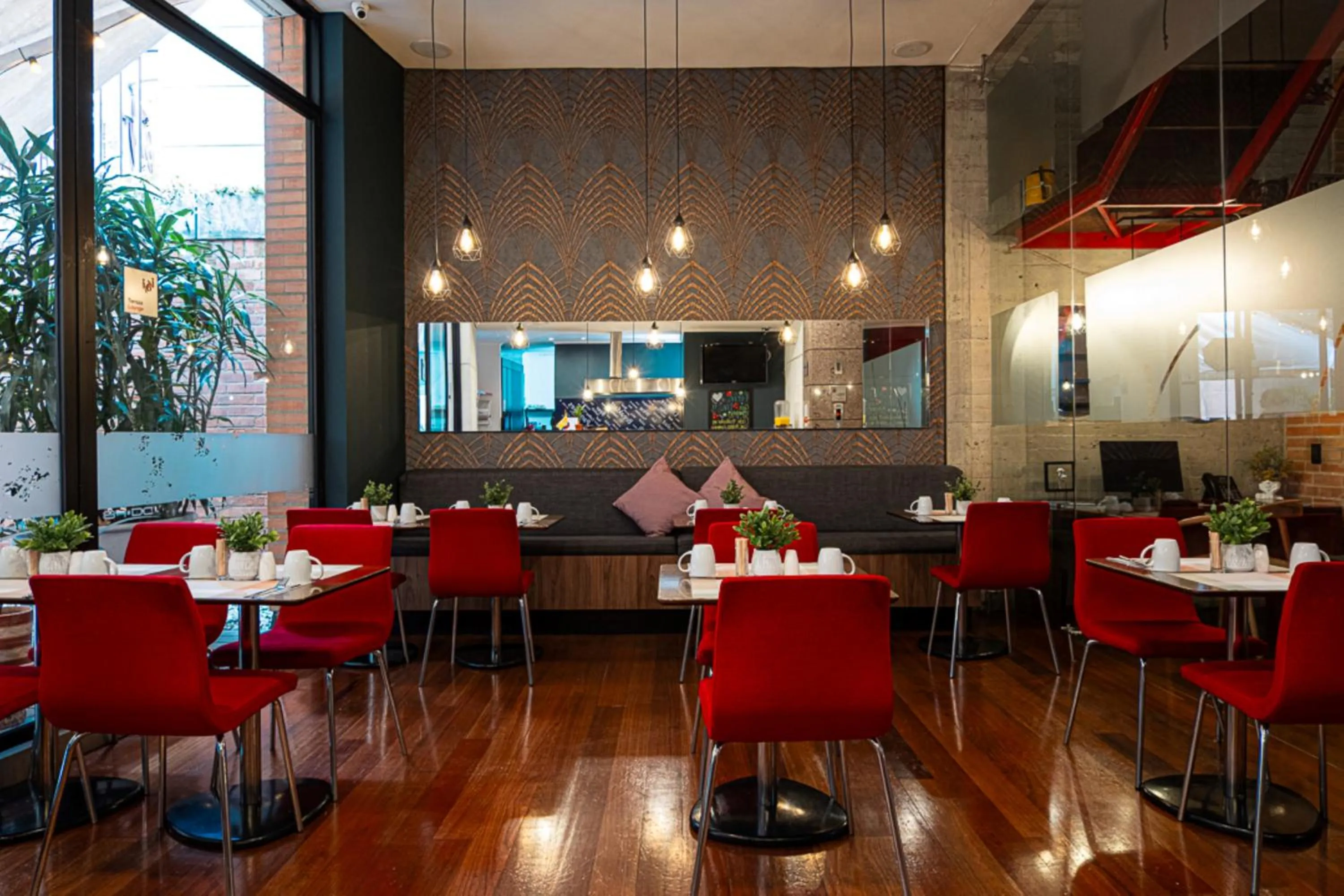 Restaurant/places to eat in 84 DC Bogotá By OxoHotel