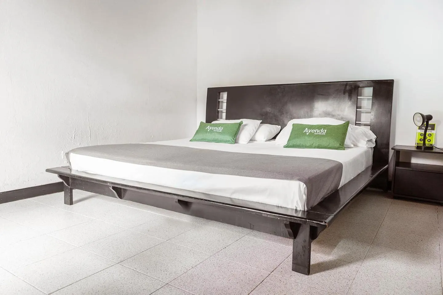 King Room - single occupancy in Hotel Premium Real