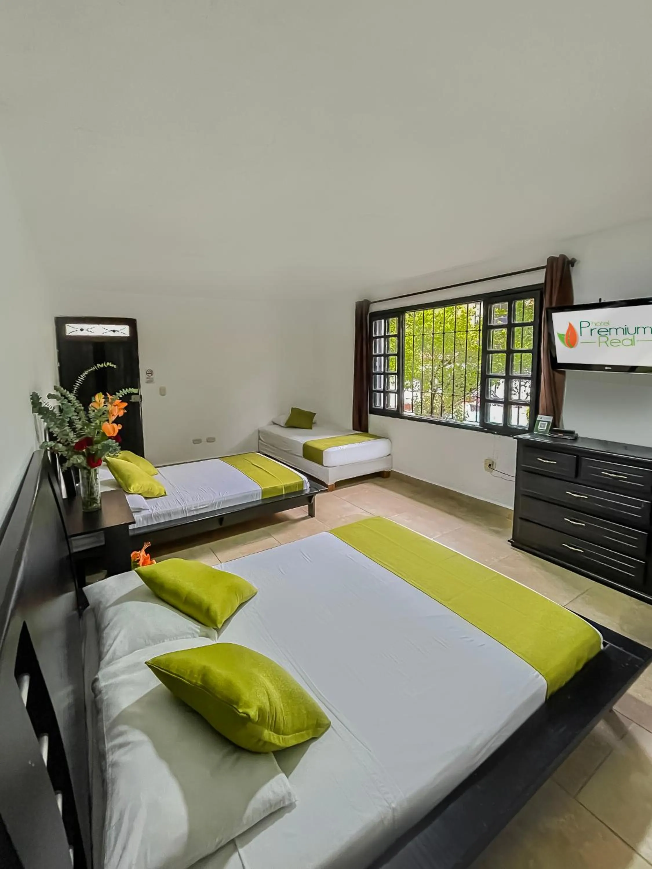 Bed in Hotel Premium Real