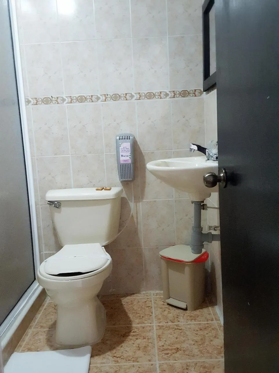 Toilet in Hotel Premium Real