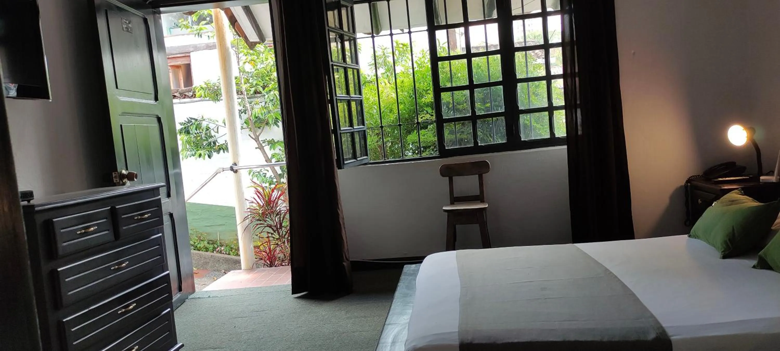 Bed in Hotel Premium Real