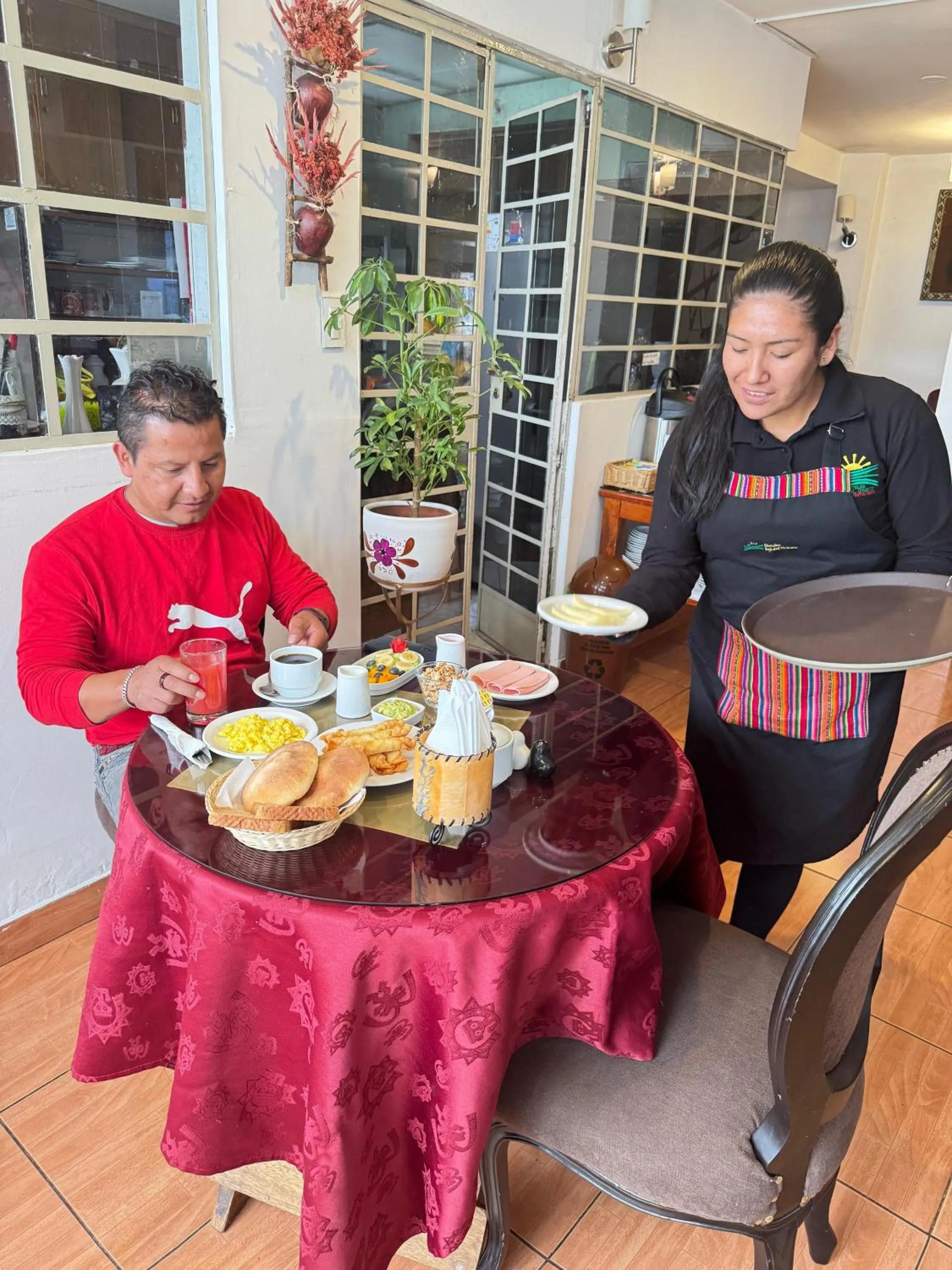 Breakfast in Hotel Sol del Oriente Cusco