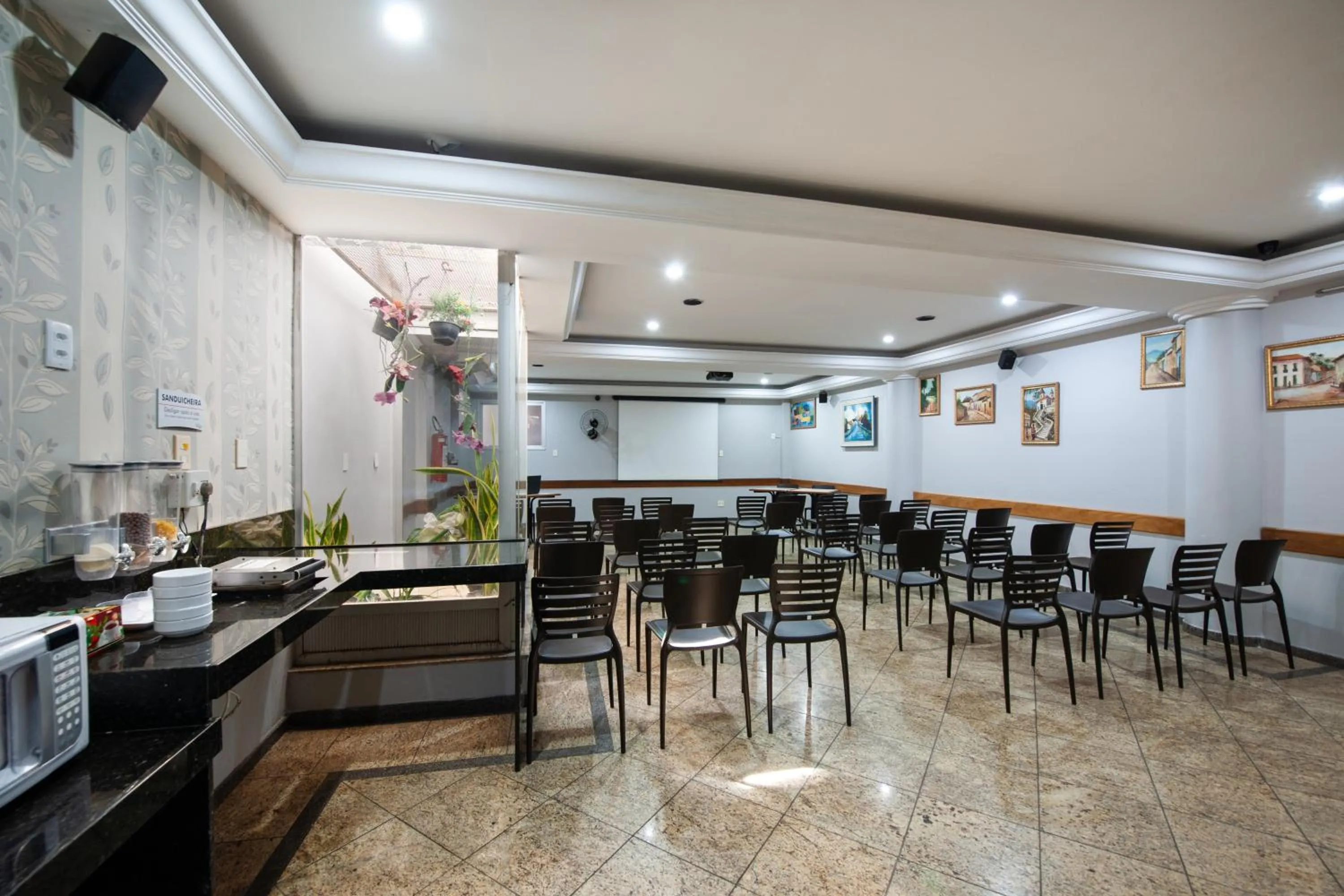Banquet/Function facilities in Hotel Pouso Alegre