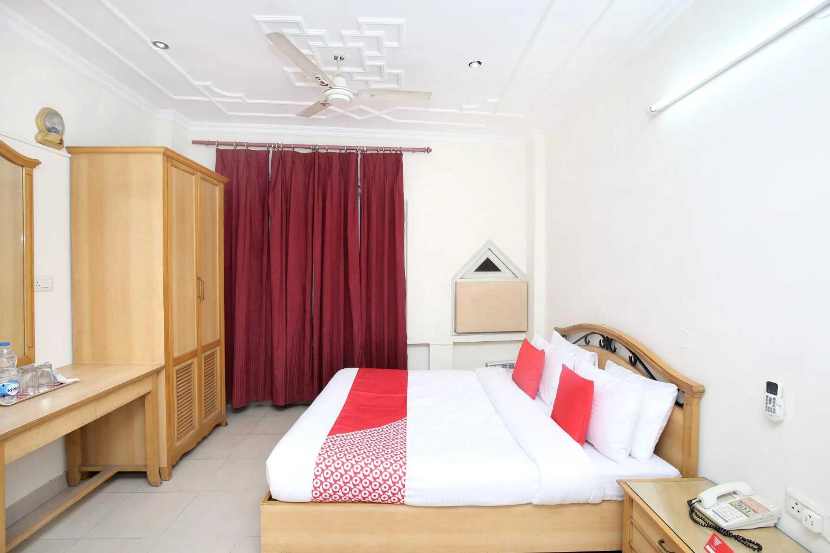 Bedroom, Bed in Hotel O Le Bon Ton