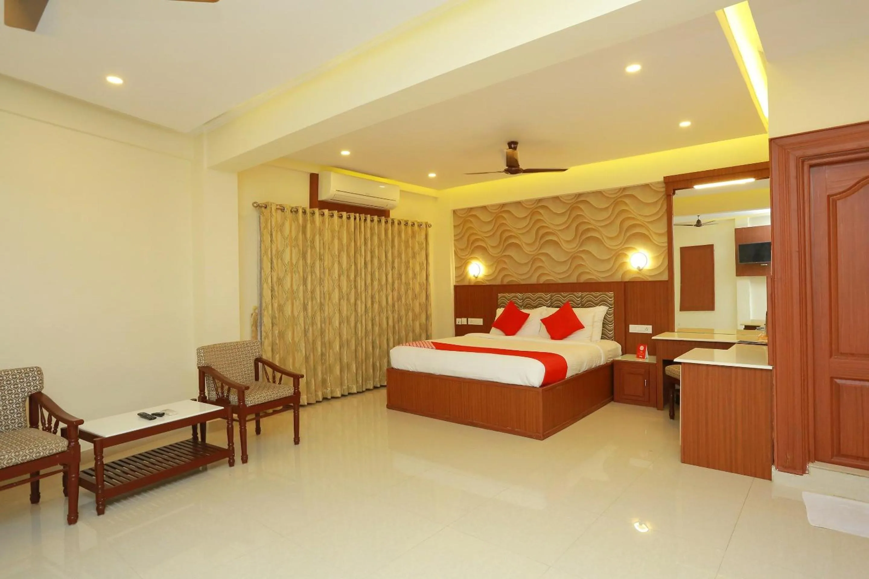 Other, Bed in Super Capital O Kovilakam Residency