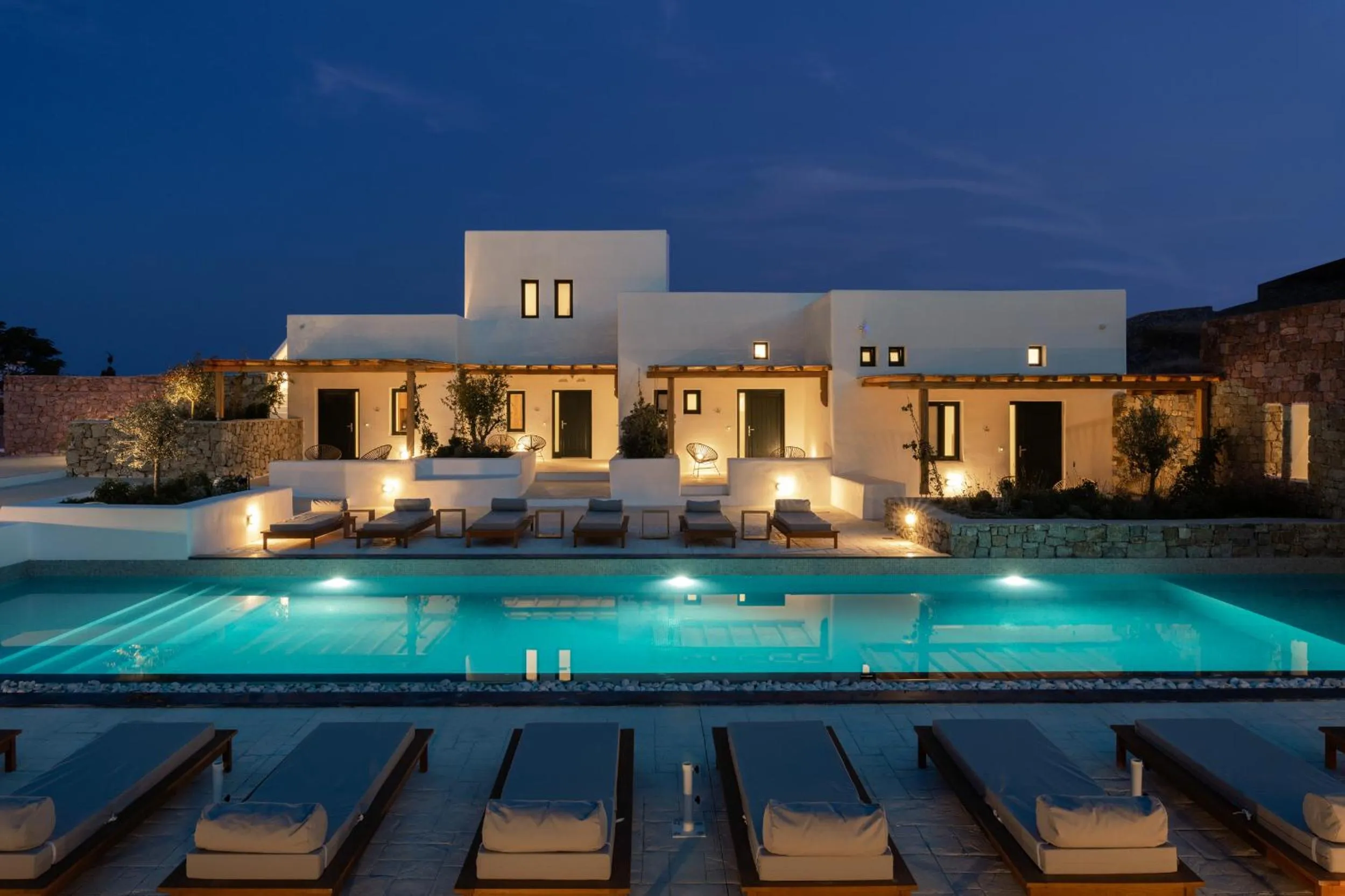 Property building in Mykonos Drops
