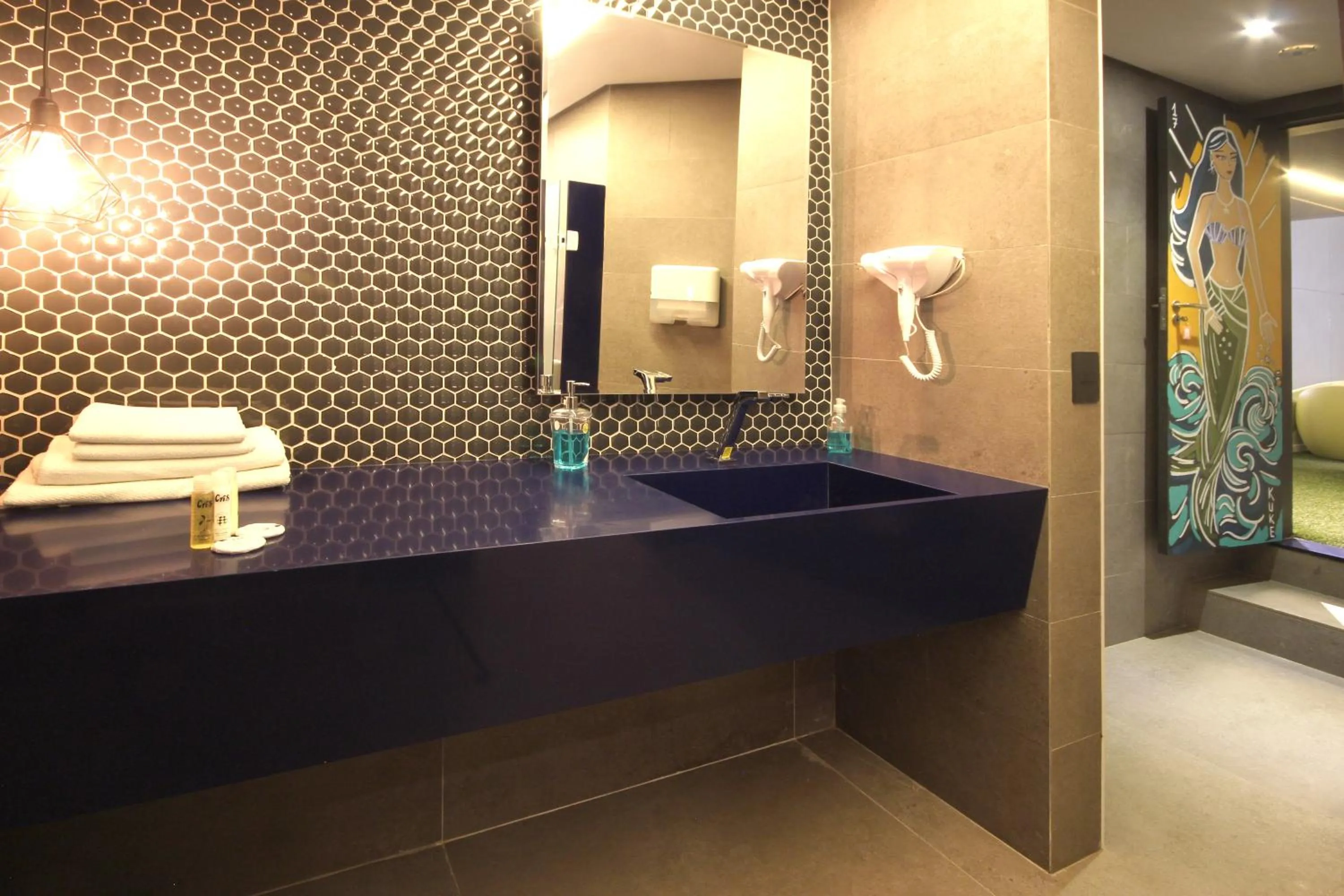 Shower in Cris Hotel