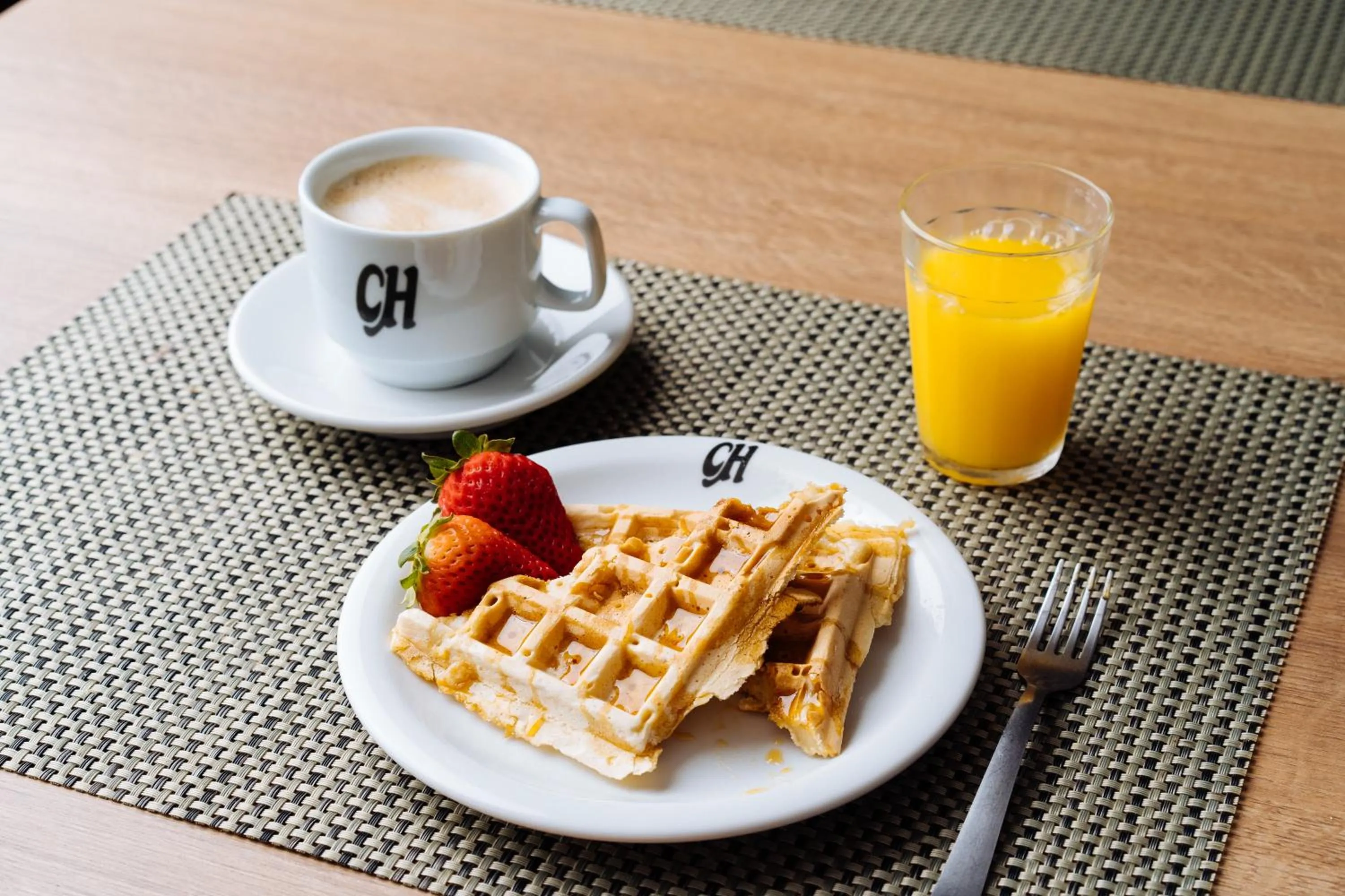Continental breakfast in Cris Hotel