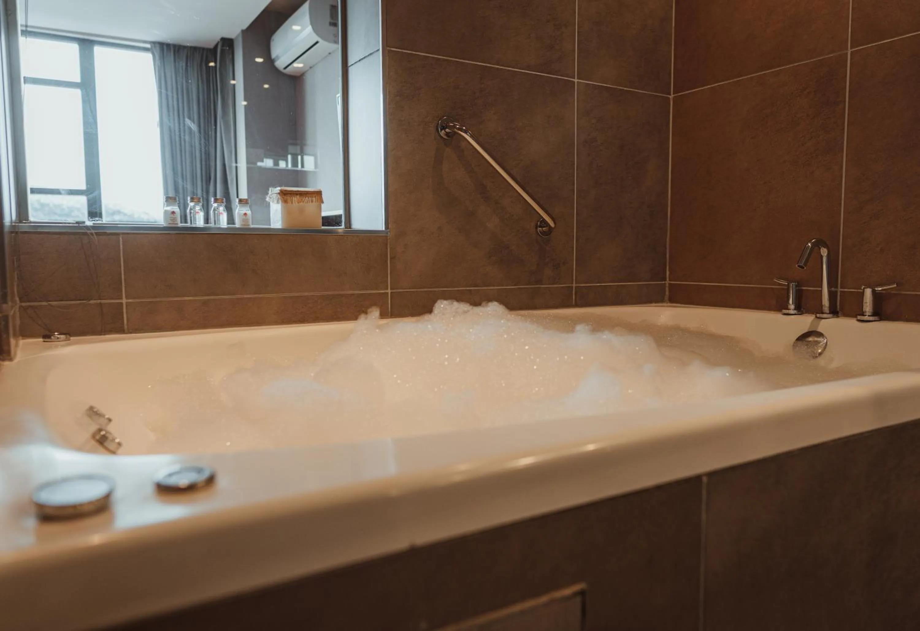 Hot Tub in Boutique Hotel & Spa Bosque del Nahuel