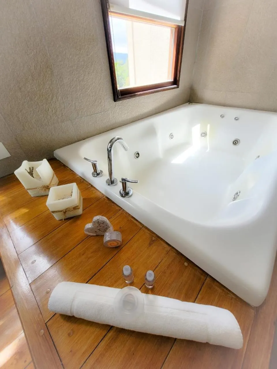 Hot Tub in Boutique Hotel & Spa Bosque del Nahuel