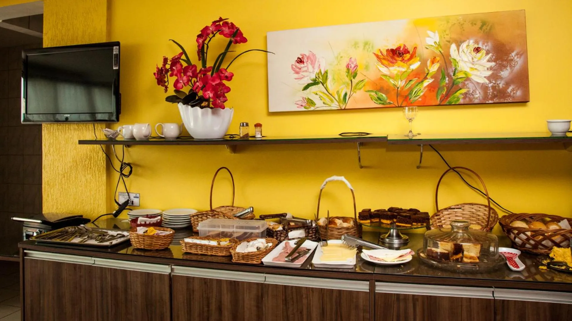 Breakfast in Nobile Plaza Hotel