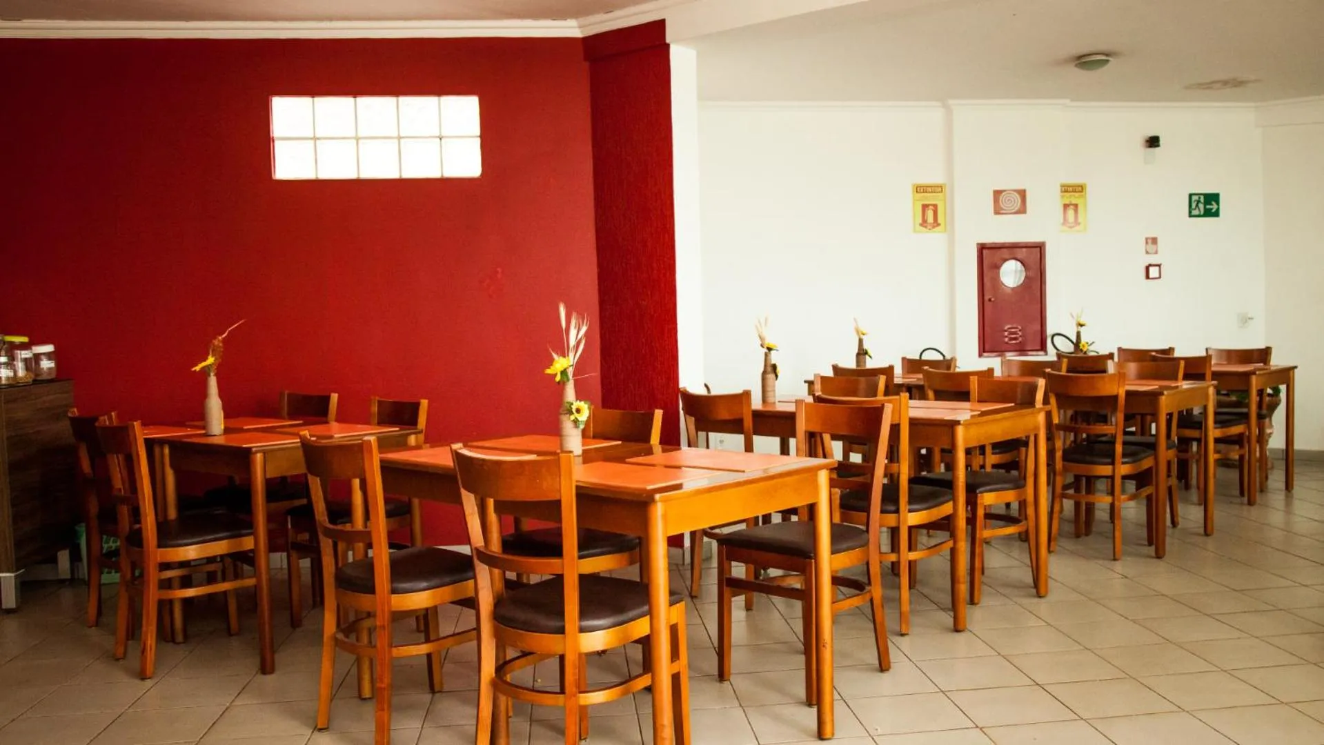 Breakfast in Nobile Plaza Hotel