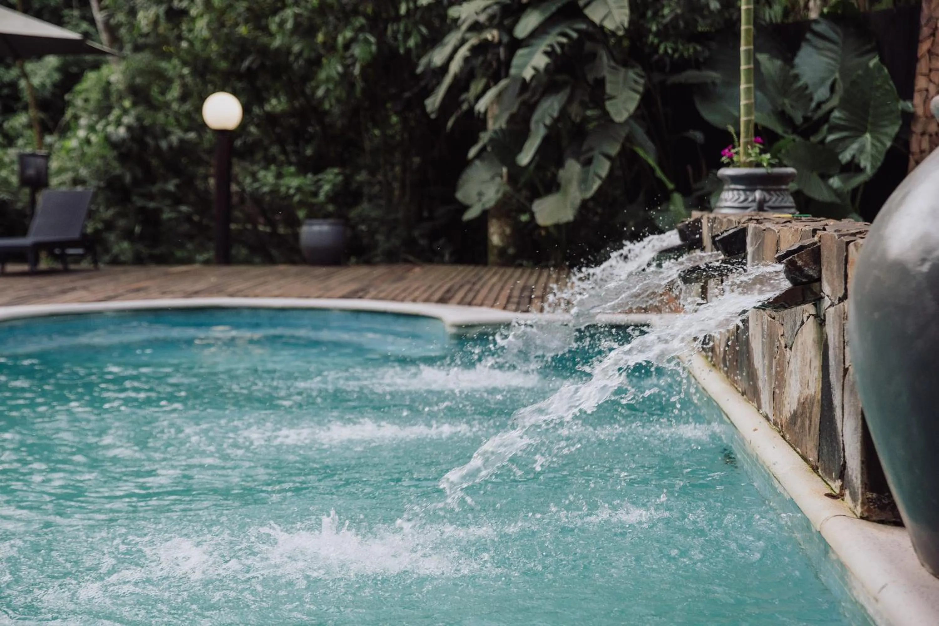 Swimming pool in Tierra Guaraní Lodge