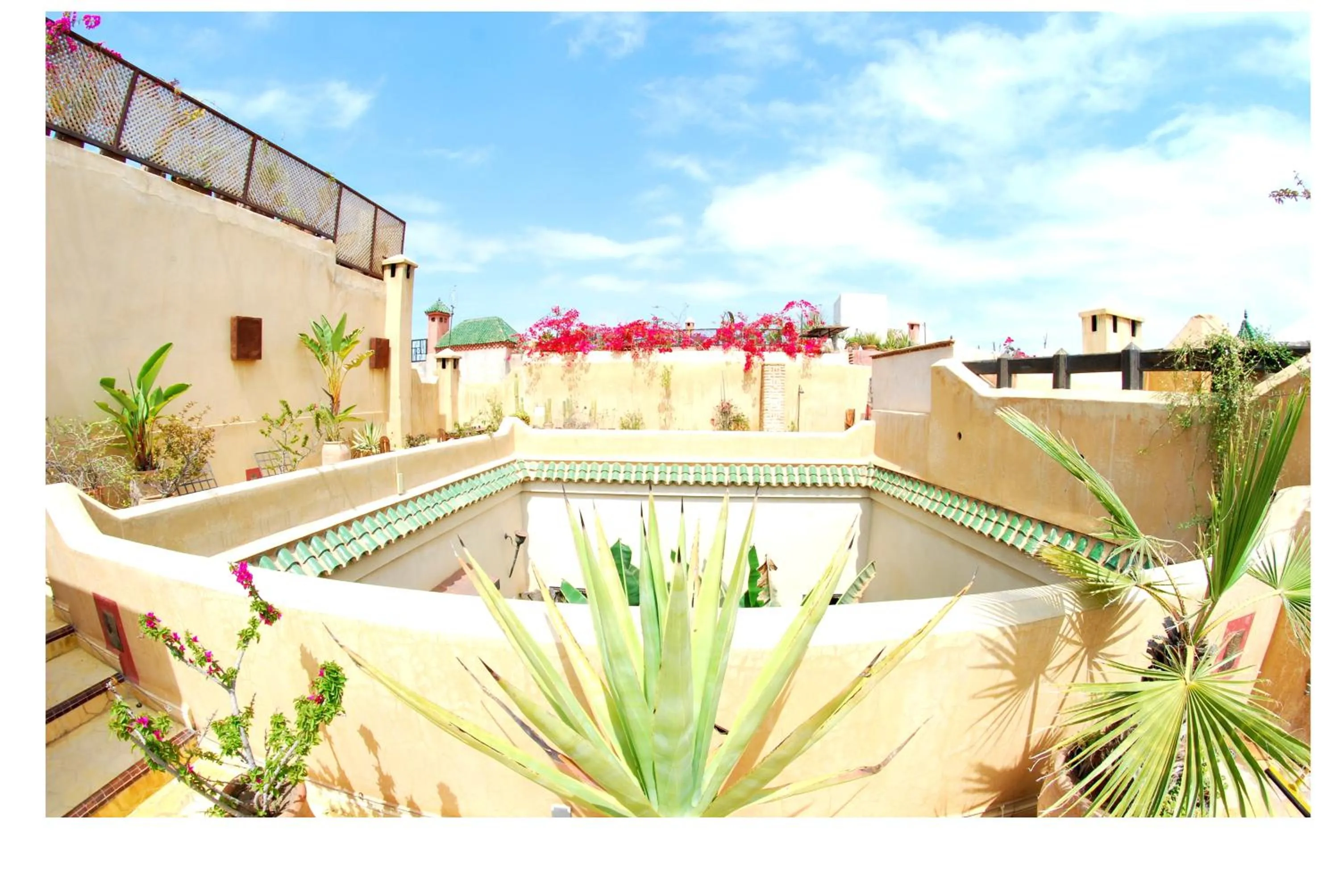 Balcony/Terrace in Riad Bamileke