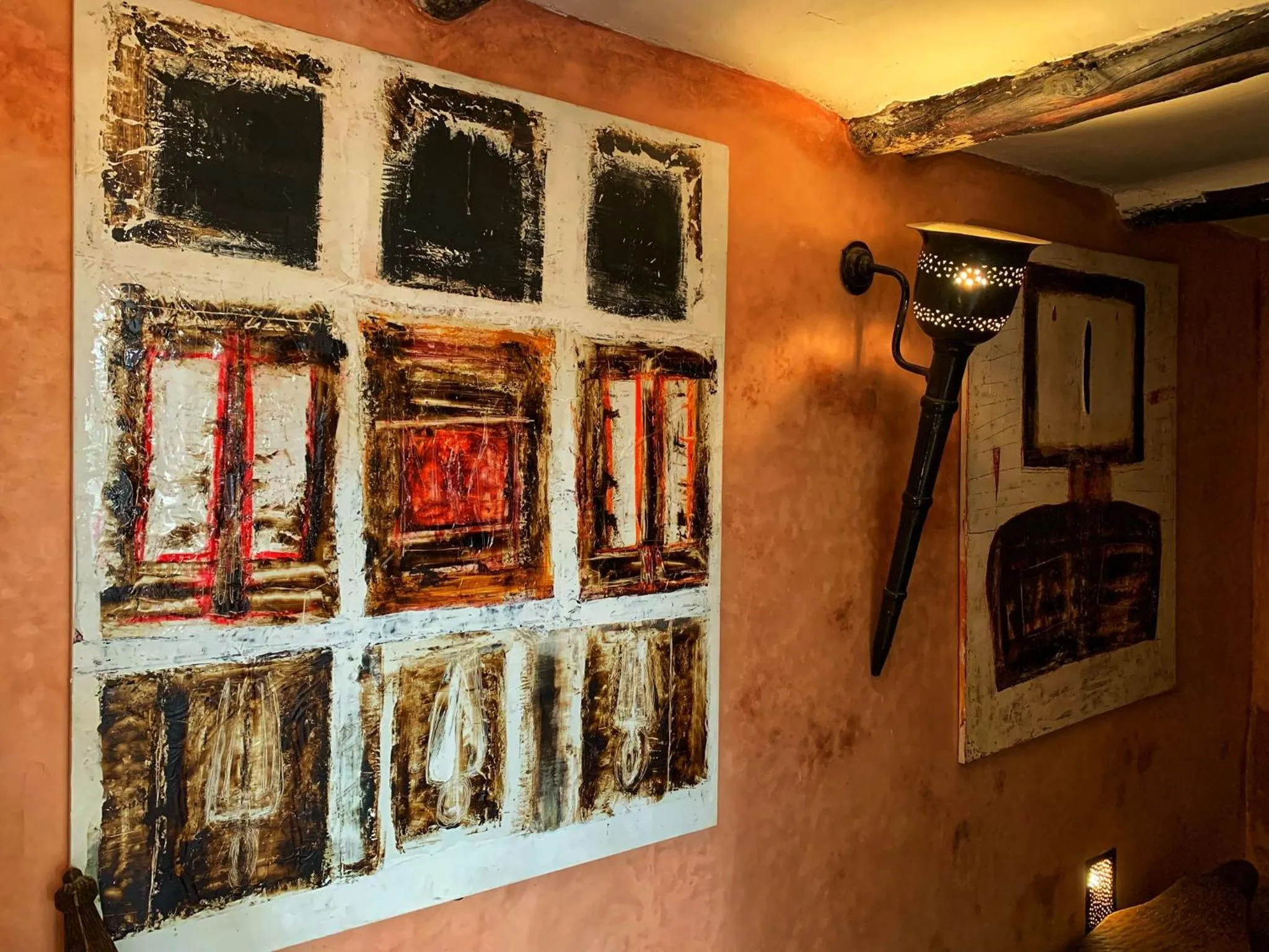 Facade/entrance in Riad Bamileke