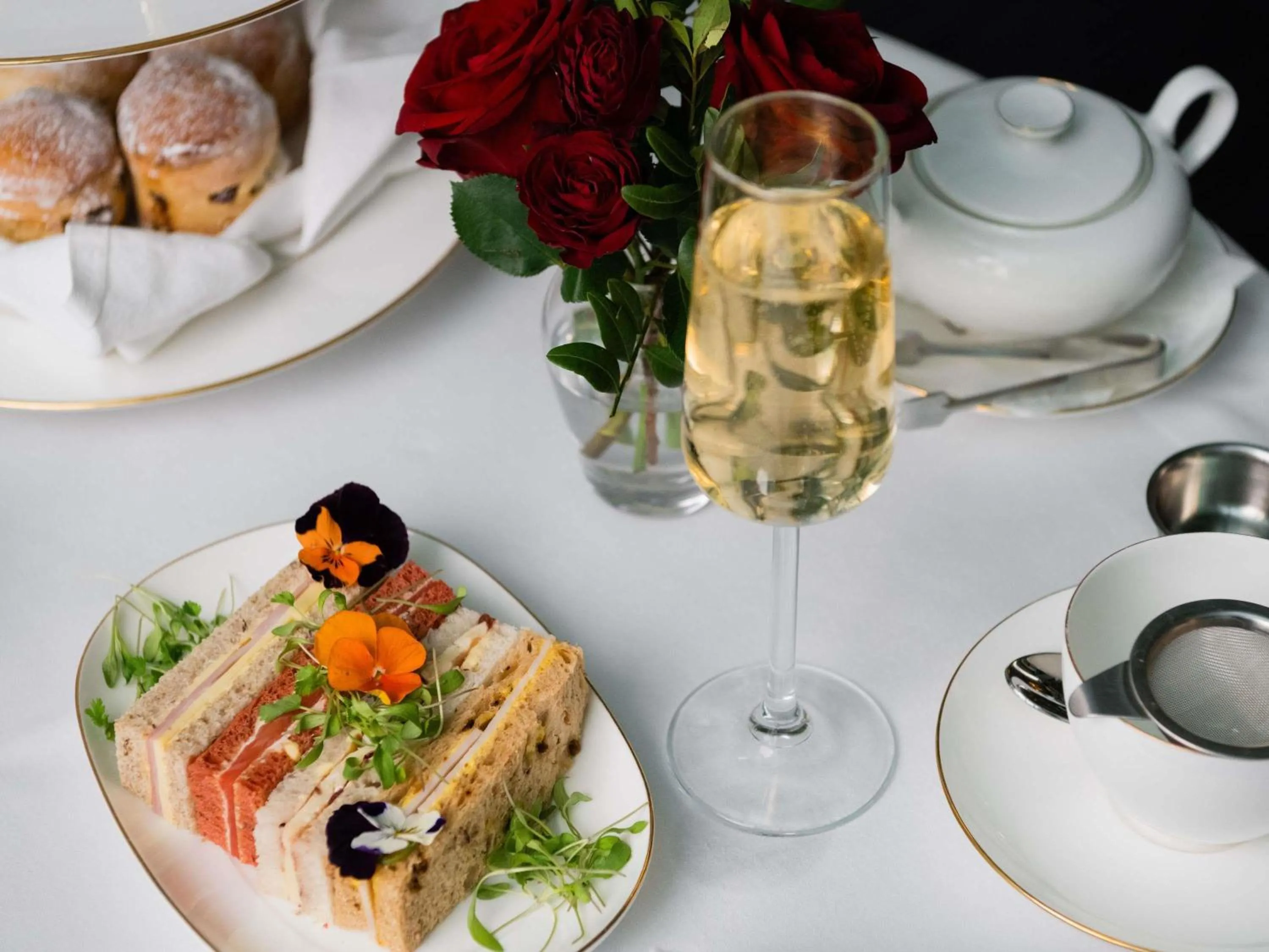 Restaurant/places to eat in Sofitel London Heathrow