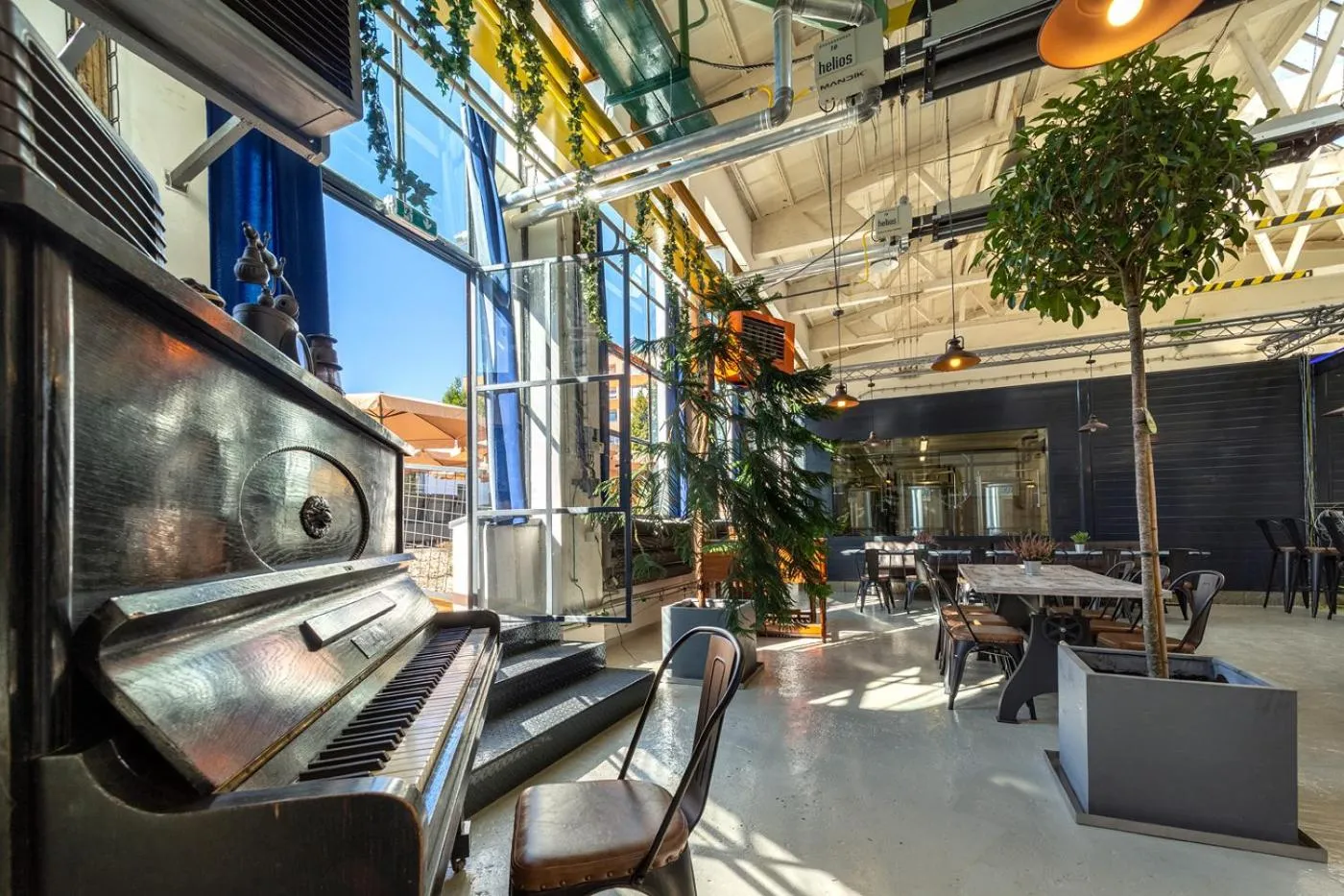 Restaurant/places to eat in Hotel Na Vývoji