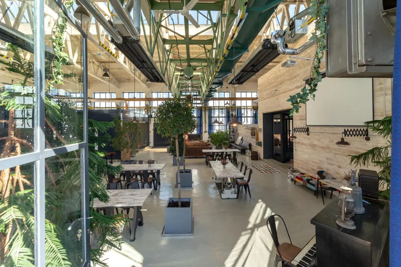 Restaurant/places to eat in Hotel Na Vývoji