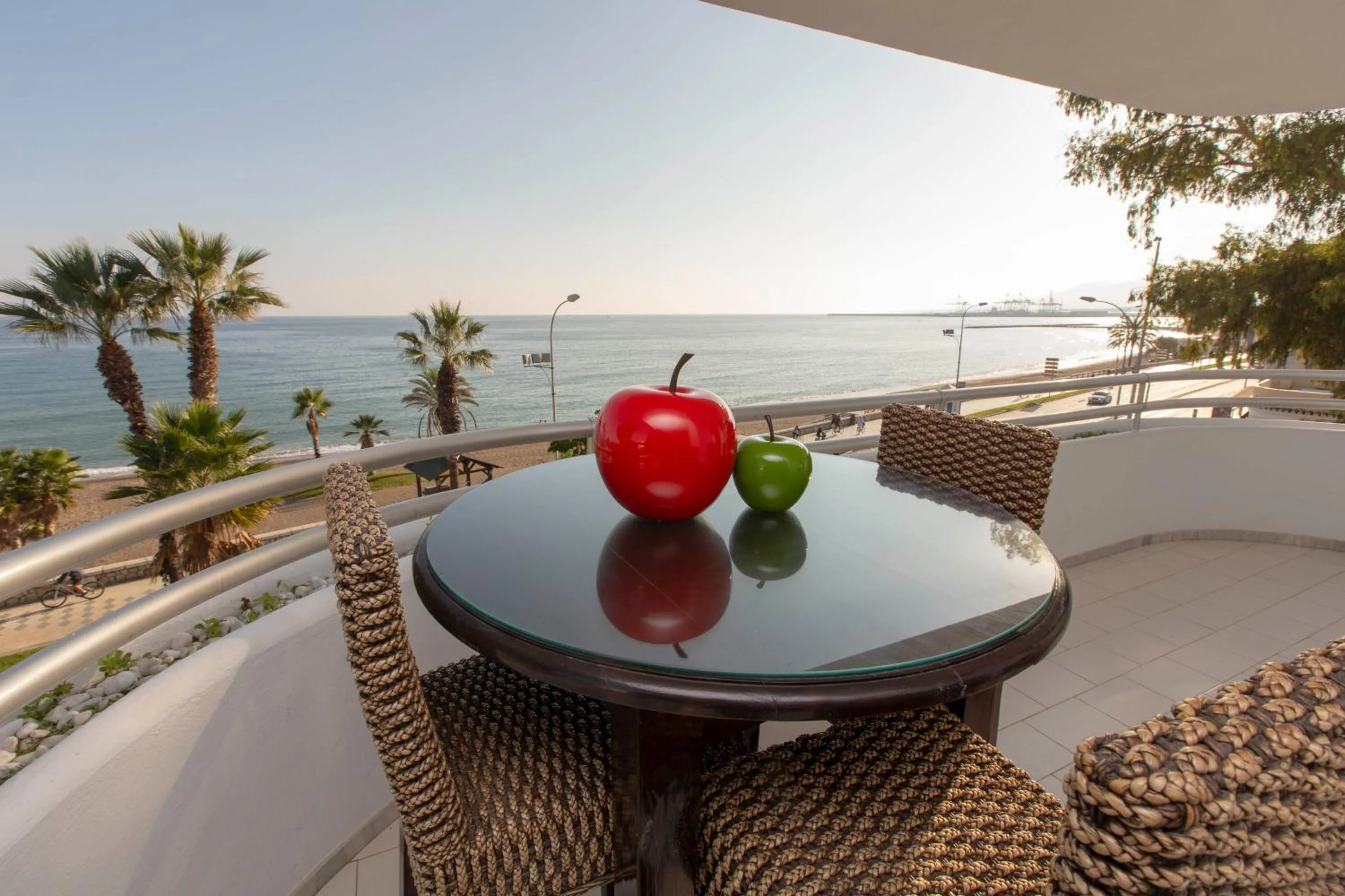 Villa Venecia, Apartamento de Lujo en 1º línea de playa + parking
