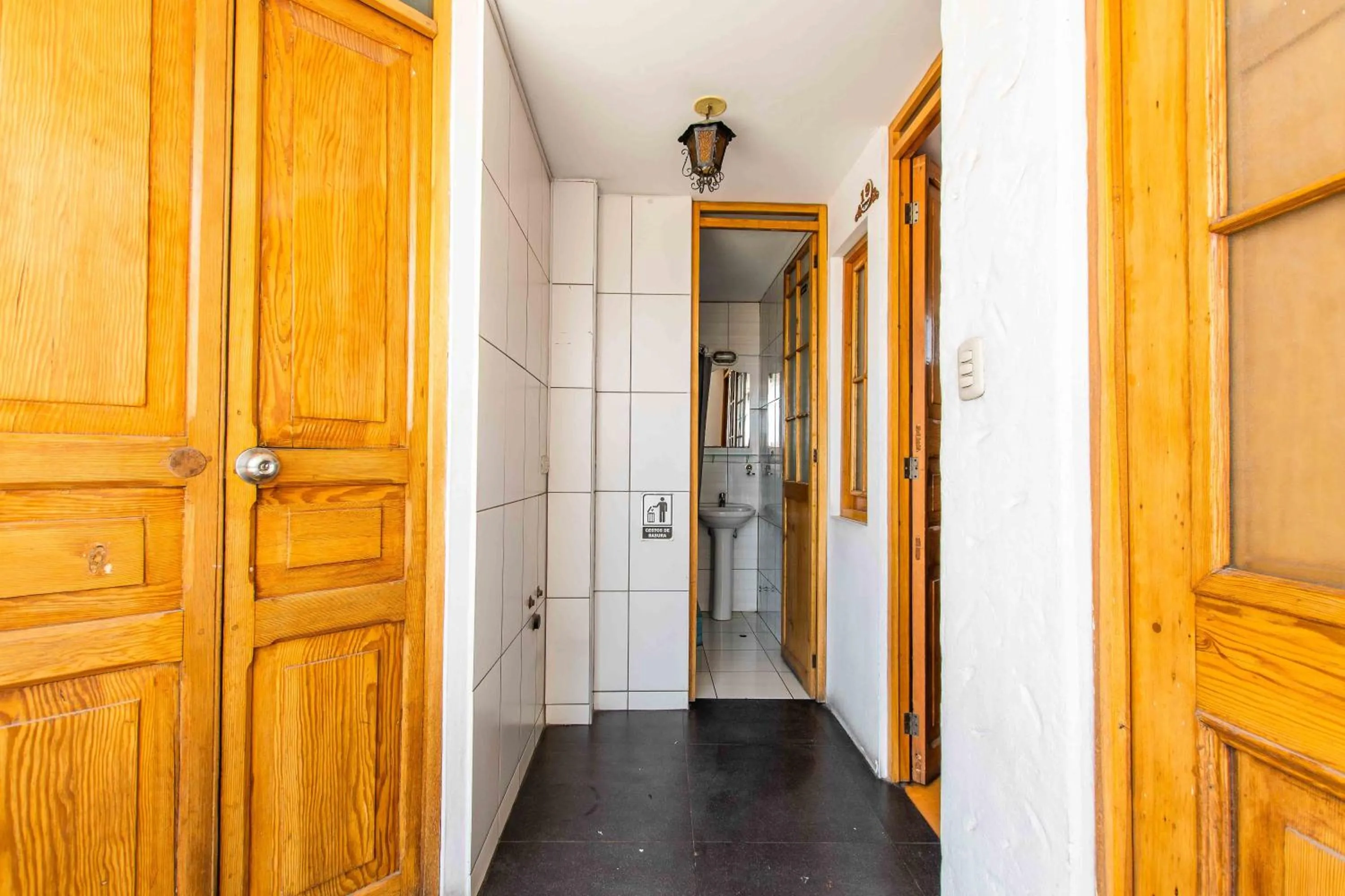 Toilet in Le Foyer Arequipa