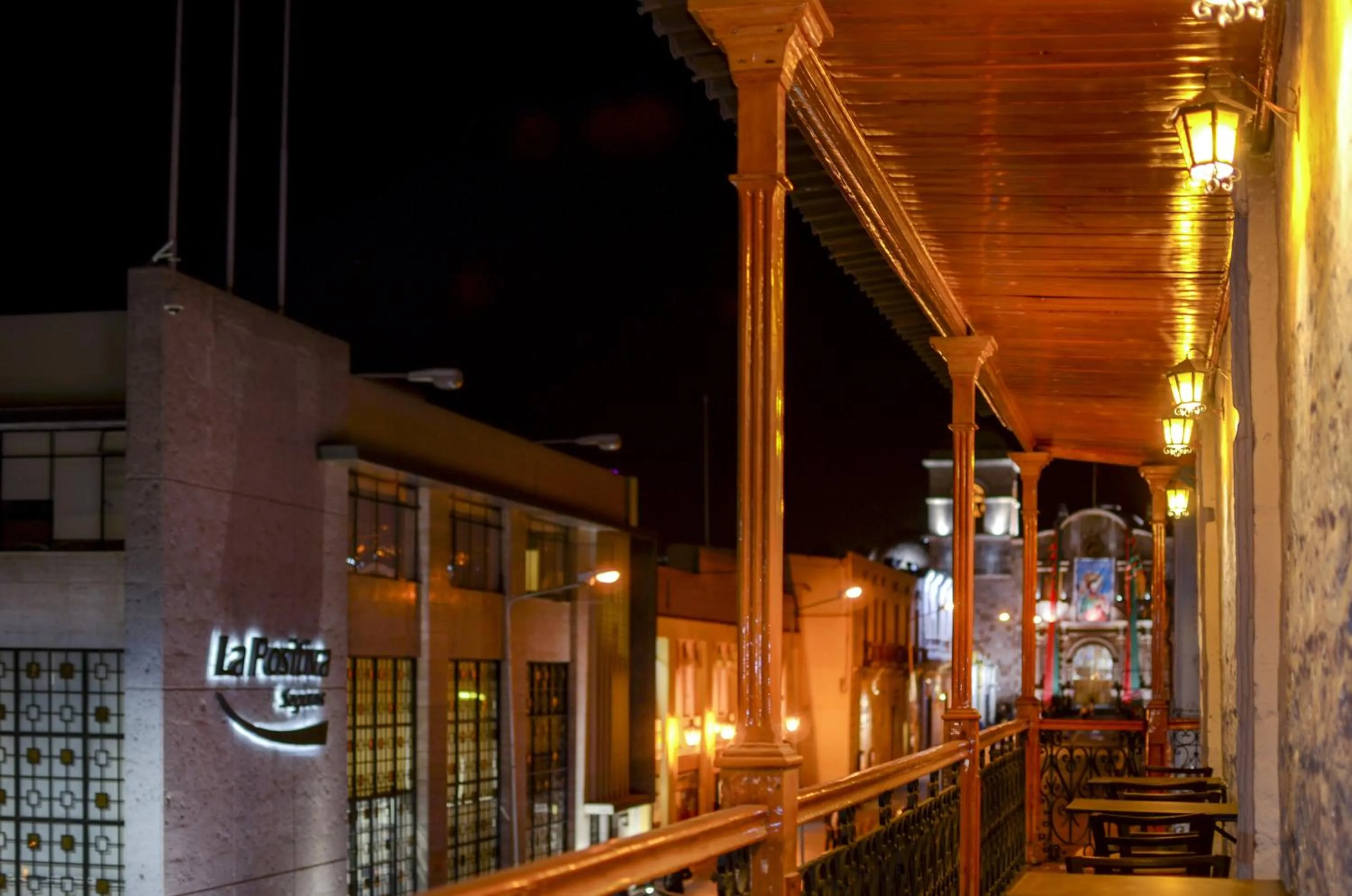 Night in Le Foyer Arequipa