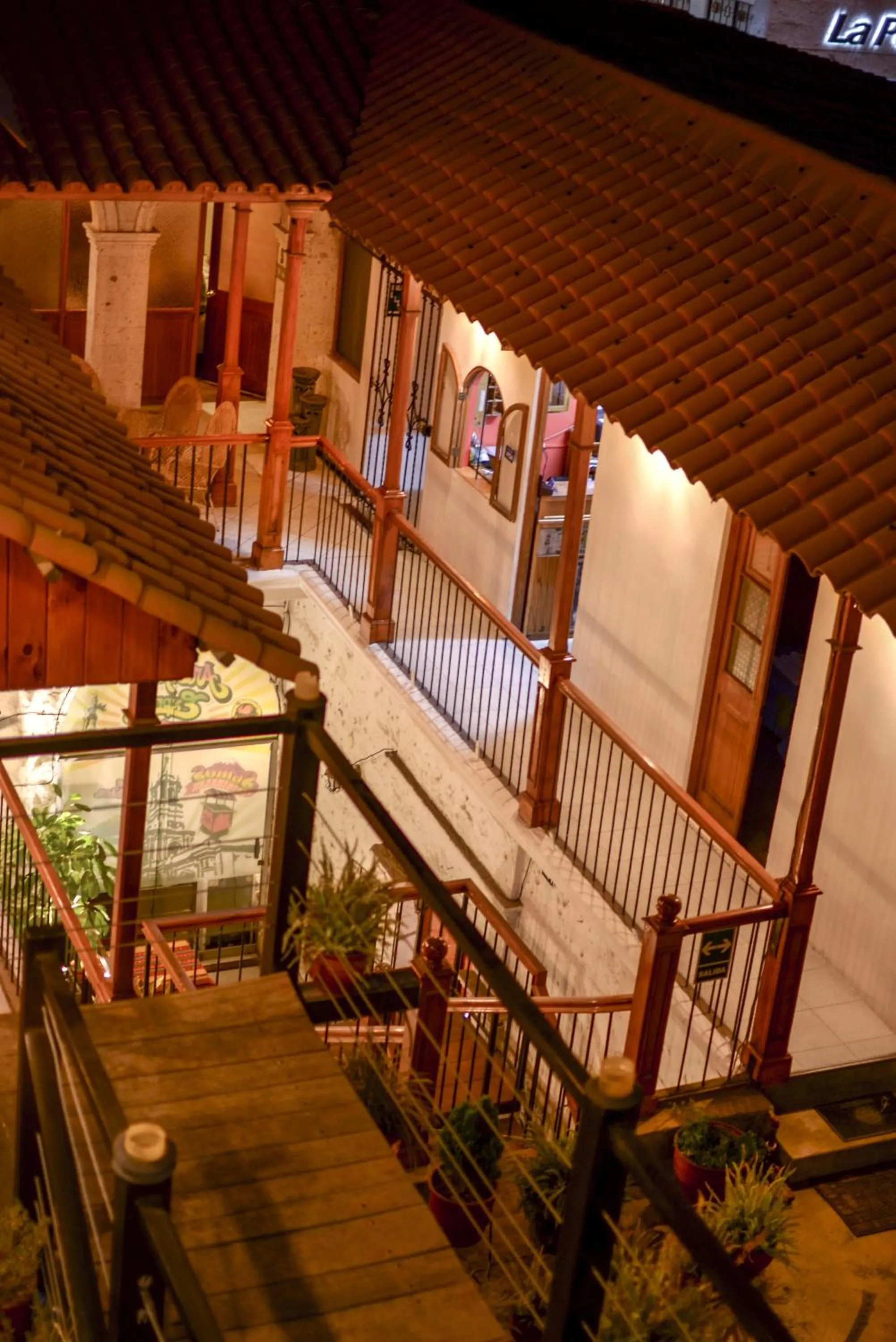 Night in Le Foyer Arequipa