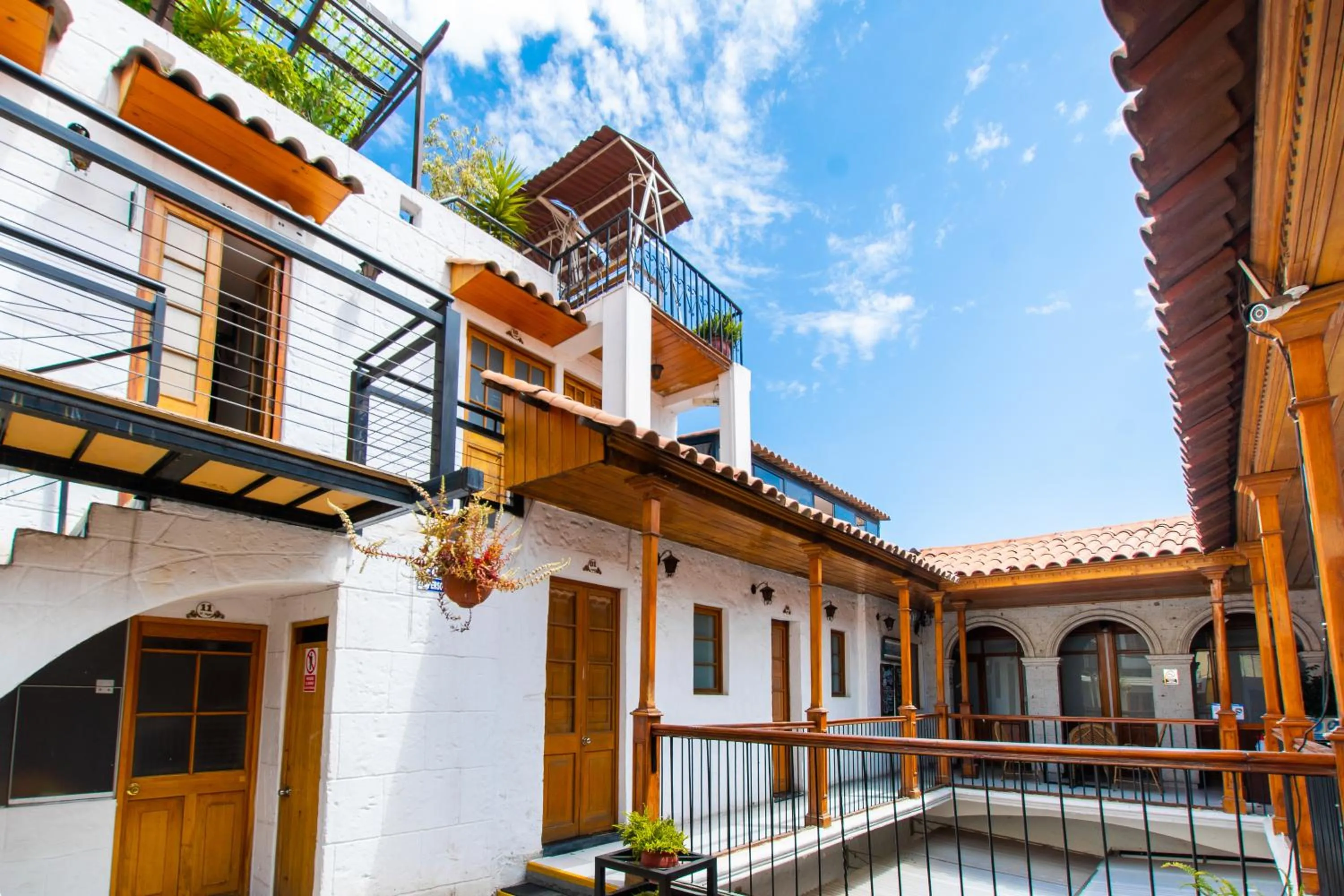 Property building in Le Foyer Arequipa