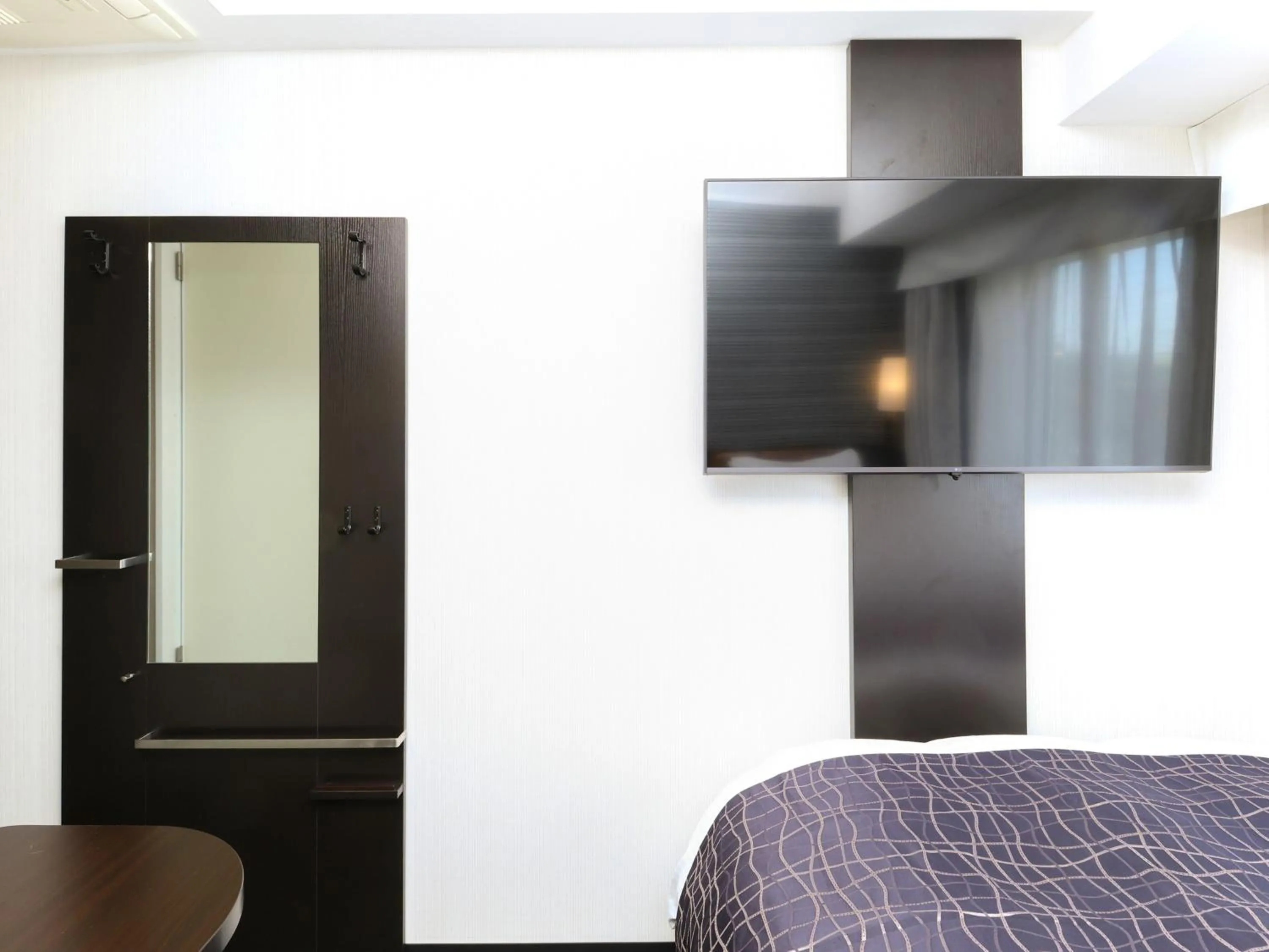 Photo of the whole room, Bed in APA Hotel Keisei Narita Ekimae